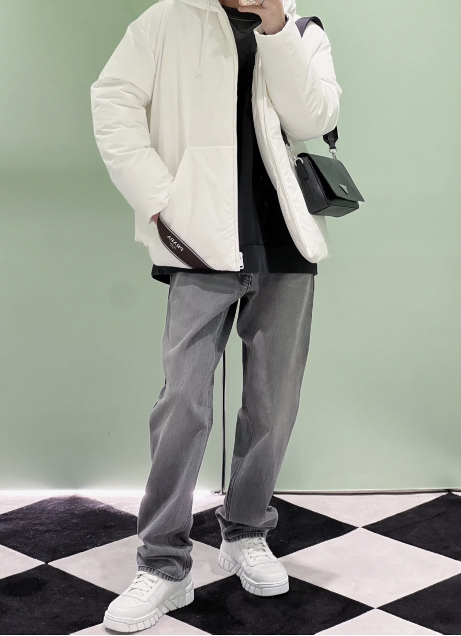 Prada Minimalist style full of high-end feel