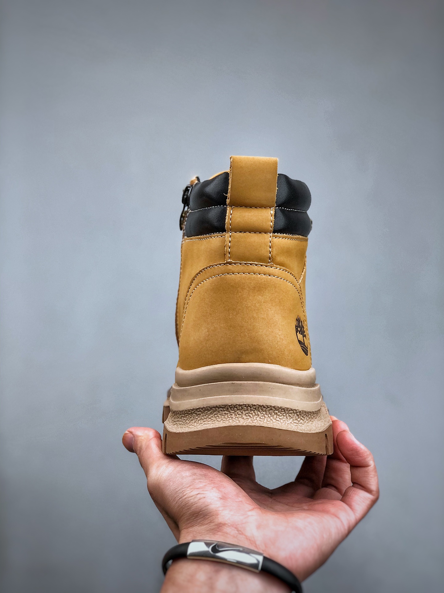 Timberland Timberland outdoor high top casual yellow boots series