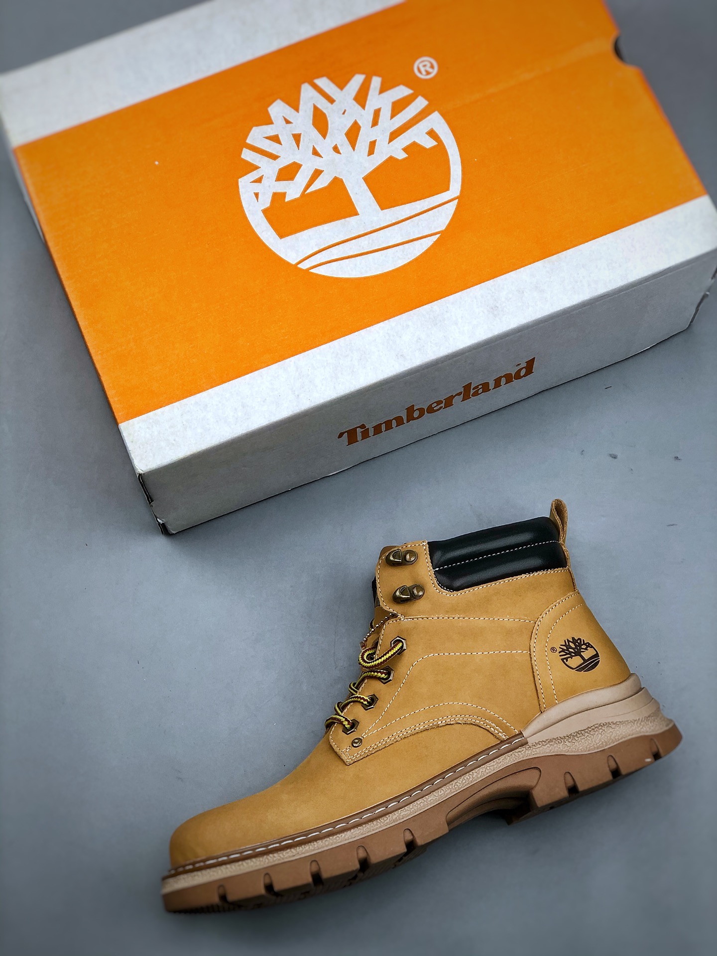 Timberland Timberland outdoor high top casual yellow boots series