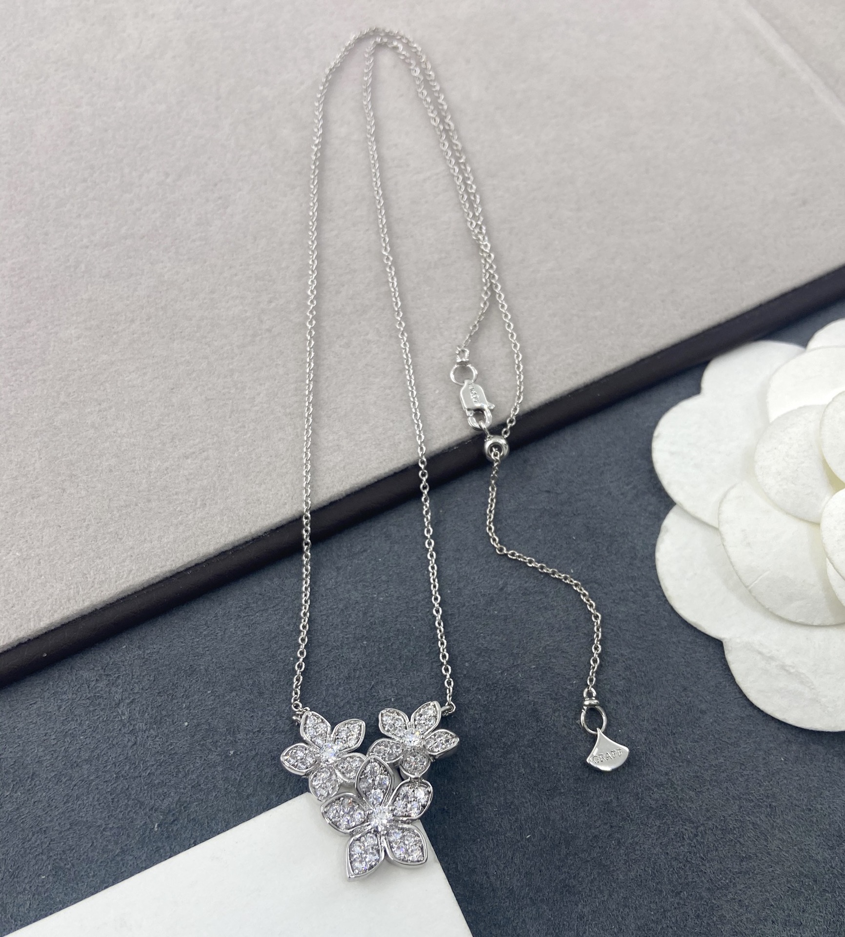 【GX0519】 Tres flores 【GX0515】 Una flor 【Gra@f Collar de Flores Silvestres】 Las flores de diamante Wild Flower florecen …