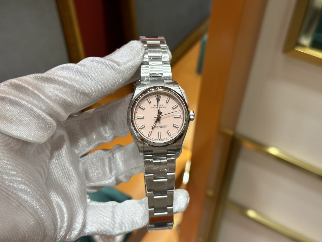 NO:144031,Pink oysters are perpetual 904L stainless steel, fully automatic mechanical movement,19860909粉色蚝是恒动 904L精钢材质 全自动机械机芯,,Watch