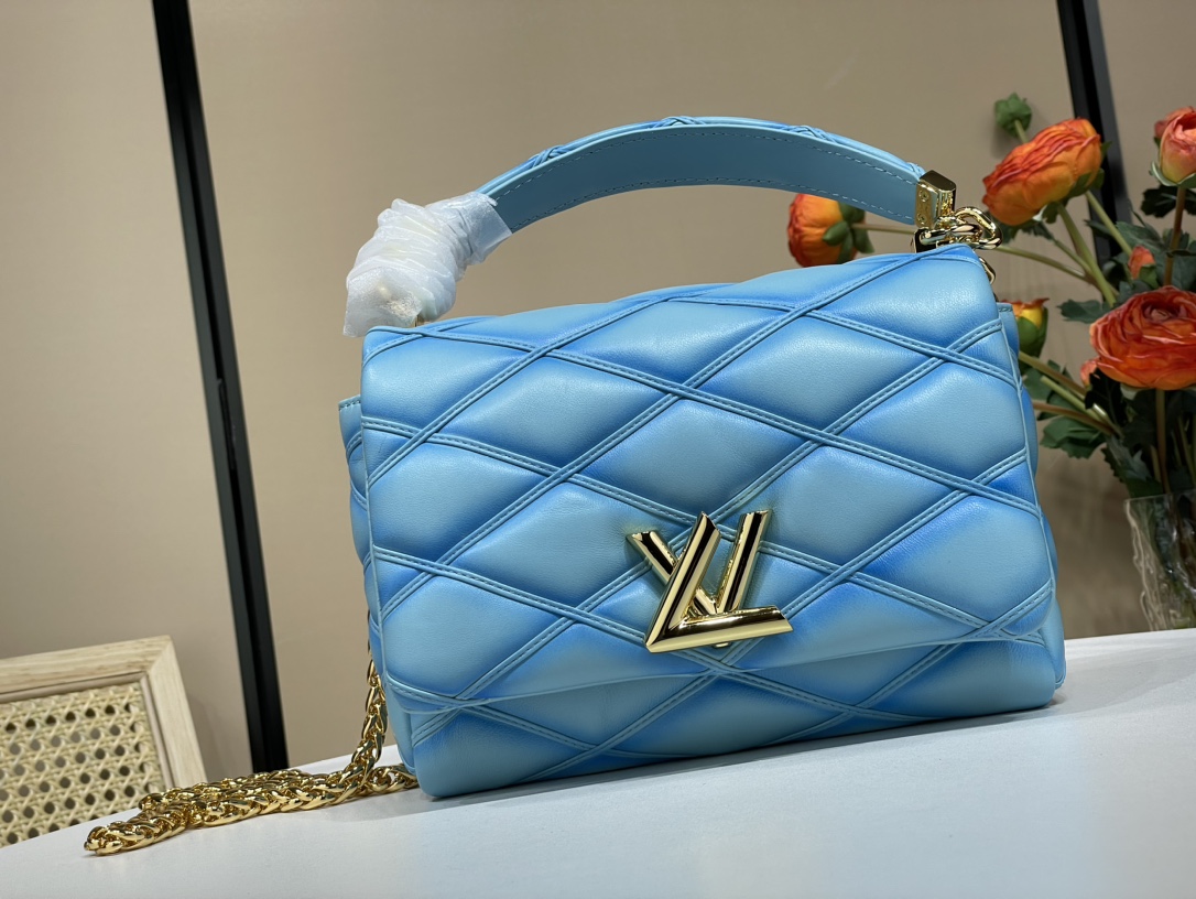 Louis Vuitton Top purchasing LV new product GO-14 Medium Twist Series Officially on sale M22891 Light blue (diamond) lambskin inside and outside