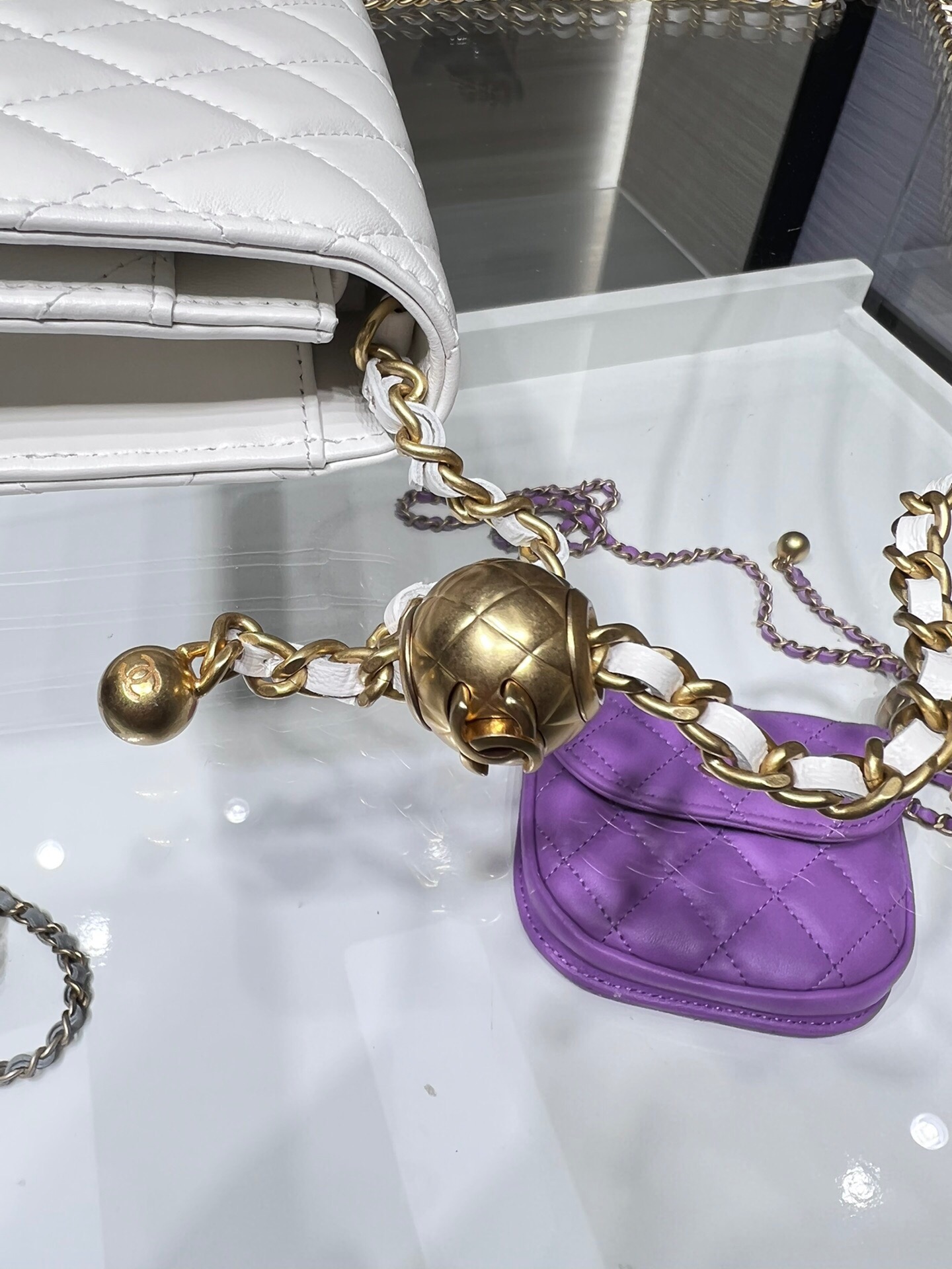 CHANEL Wallet on Chain