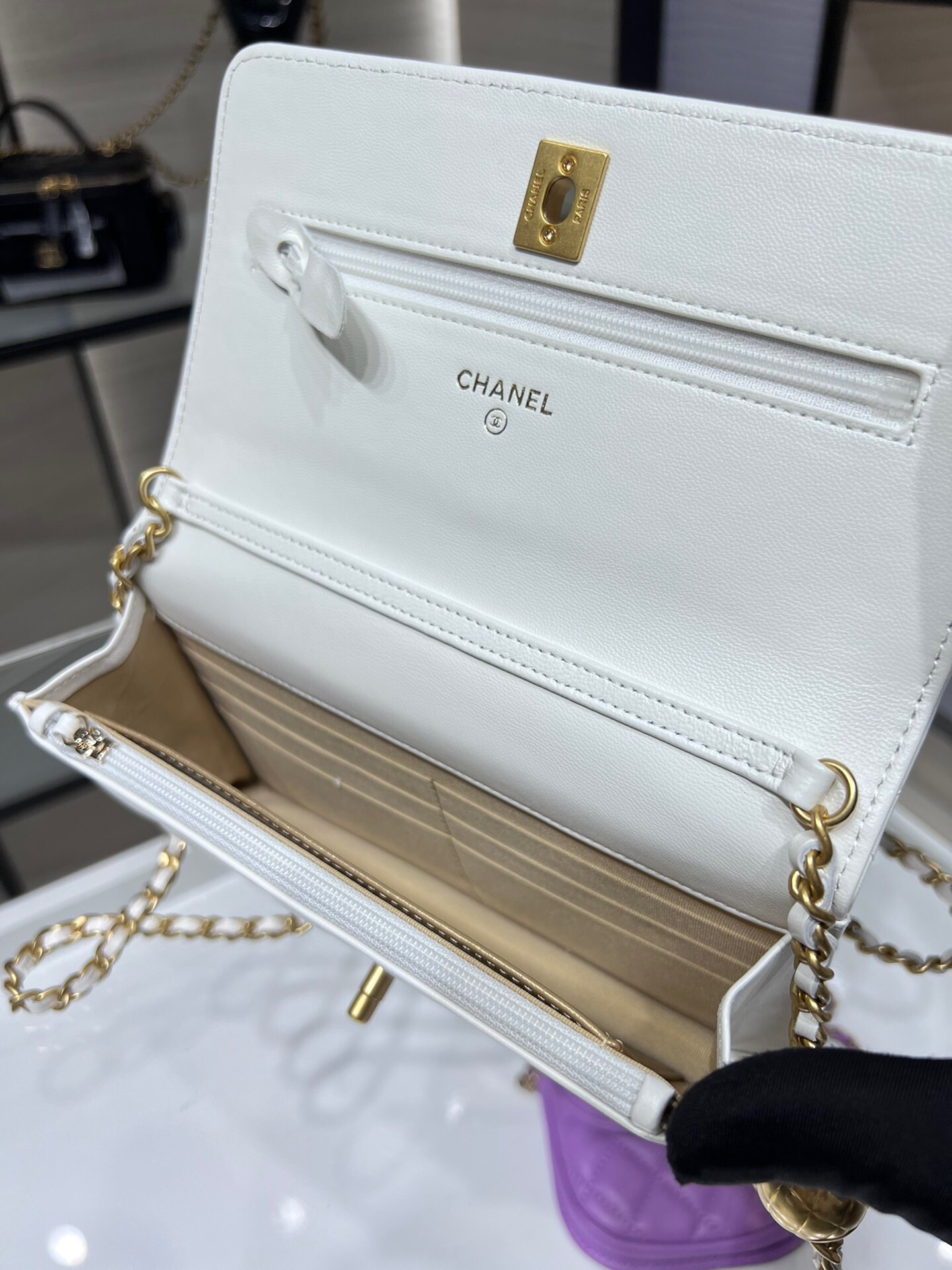 CHANEL Wallet on Chain