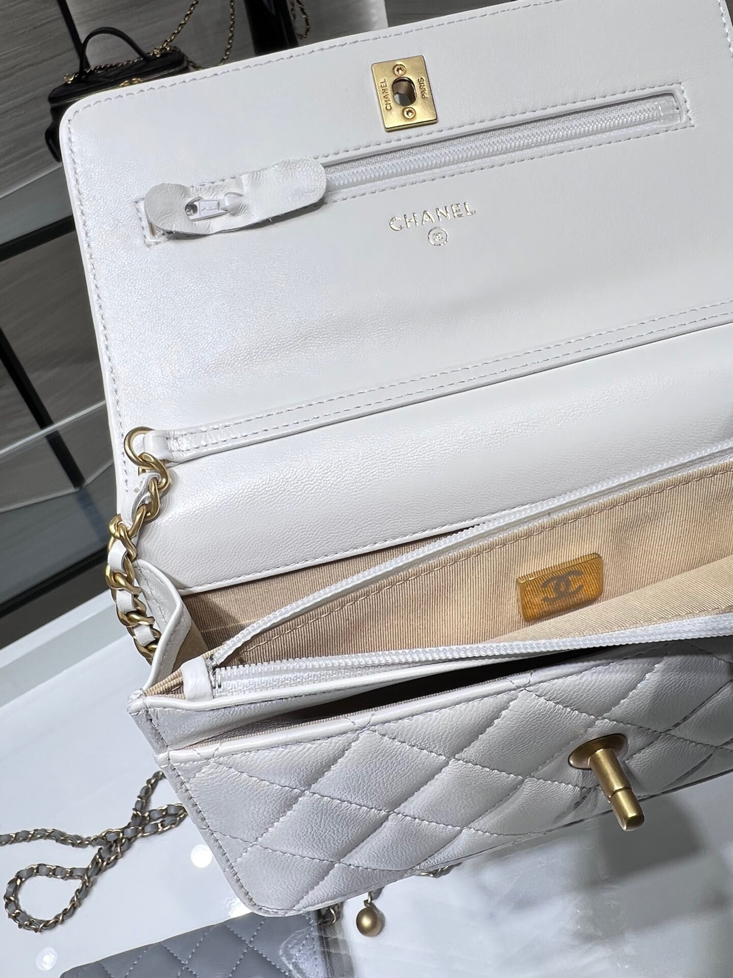 CHANEL Wallet on Chain