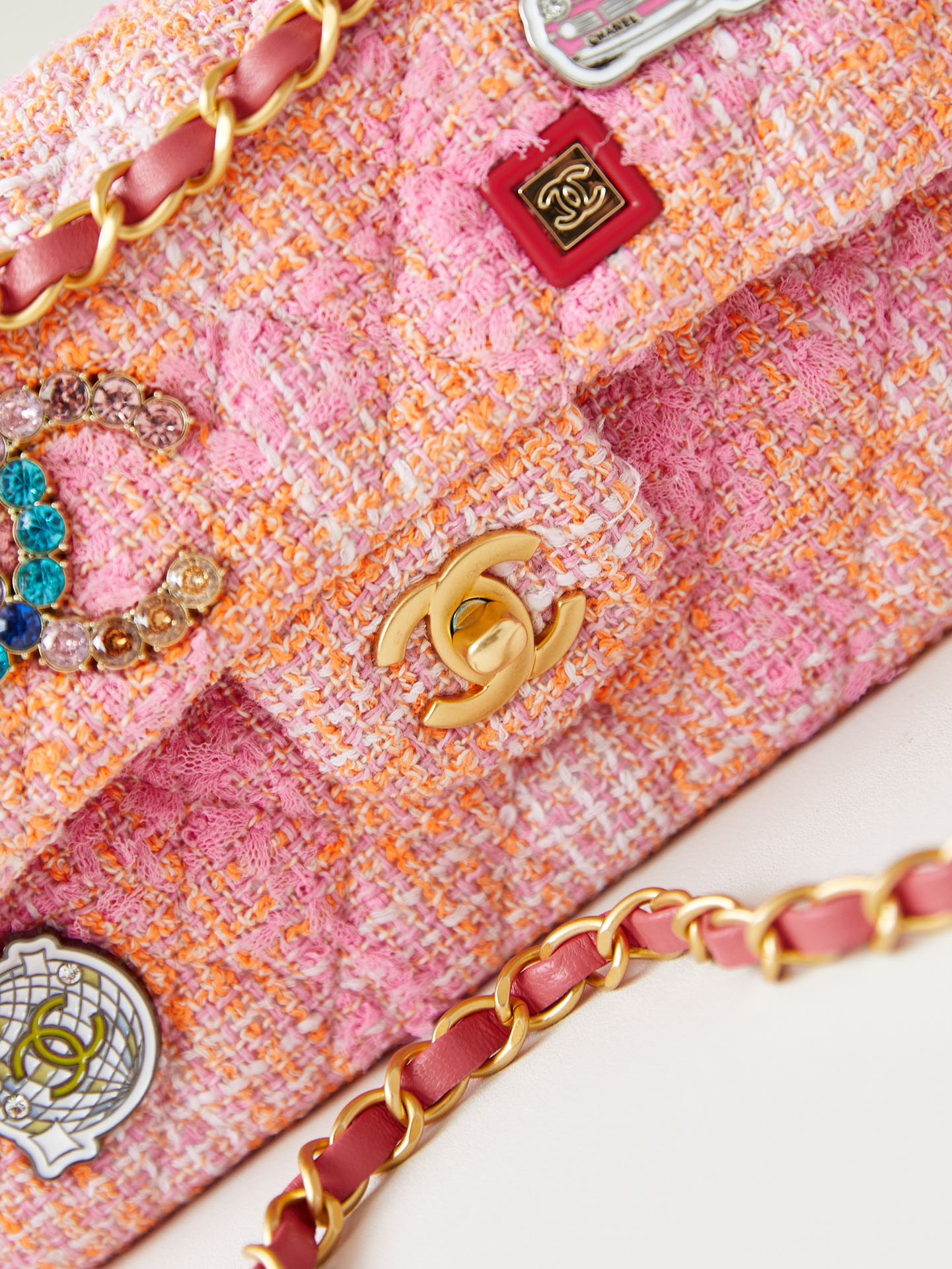 Chanel 24C Badge Pink CF 3