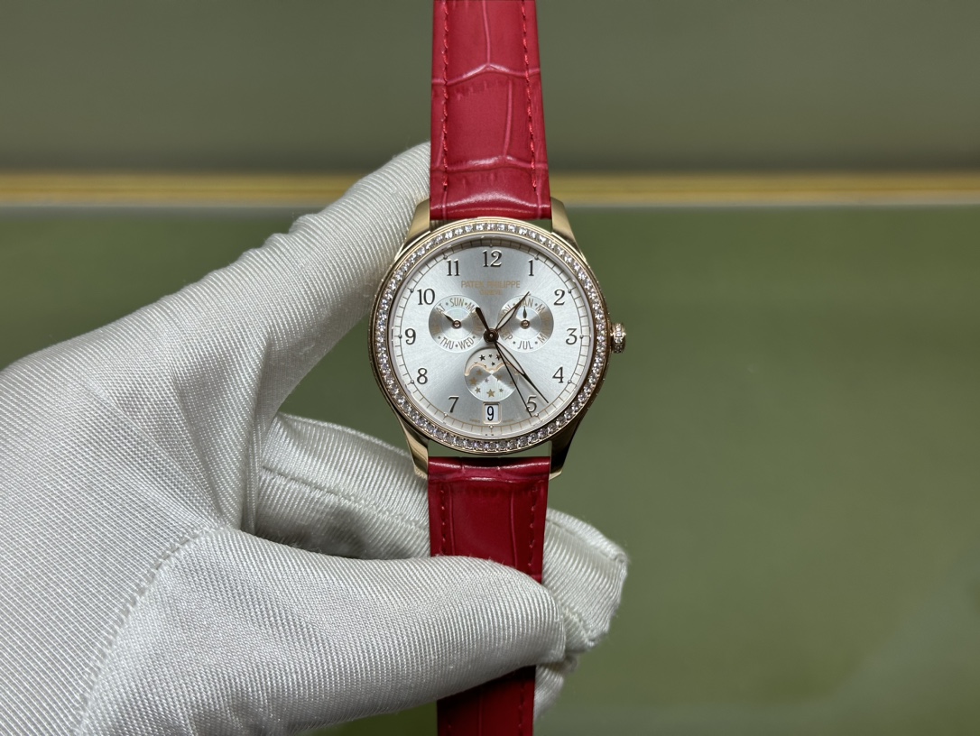 NO:143615,Xiaohongshu hits, the most beautiful female calendar watch, the existence of the ceiling, a creation that took three years, restored the proportional size and movement function of 