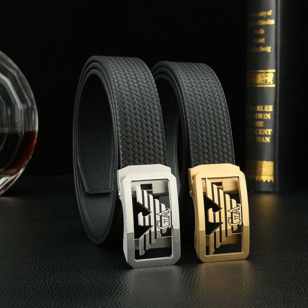 NO:764027,The official website of Armani's original high-end quality counter simultaneously supports NFC induction width 3.5, exquisite automatic steel buckle head, Italian double-sided imported first-layer calfskin, original pattern texture, clear and real sense, creating a new visual 3D suburban fruit. High-end customers can buy it as a gift for their own use. Length 100 to 125, belt, cowhide19860909阿曼尼原单高端品质专柜官网同步支持NFC感应宽度3.5精美自动钢扣头意大利双面进口头层小牛皮原版花纹纹理消晰真实感超强打造全新的视觉3D郊果高端客户入手送礼自用佳品 长度100一125,皮带,cowhide,Belt