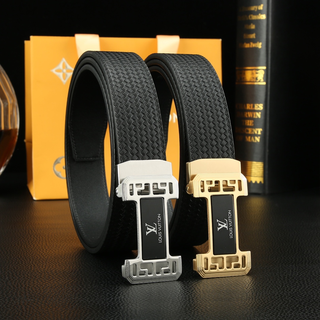 NO:764030,The official website of Louis Vuitton's original high-end quality counter simultaneously supports NFC induction width 3.5, exquisite automatic steel buckle, Italian double-sided imported first-layer calfskin, original pattern texture, clear and realistic, creating a new visual 3D suburban fruit. High-end customers can buy it as a gift for their own use. Length 100 to 125, belt, louis vuitton, cowhide19860909路易威登原单高端品质专柜官网同步支持NFC感应宽度3.5精美自动钢扣头意大利双面进口头层小牛皮原版花纹纹理消晰真实感超强打造全新的视觉3D郊果高端客户入手送礼自用佳品 长度100一125,皮带,louis vuitton,cowhide,Belt