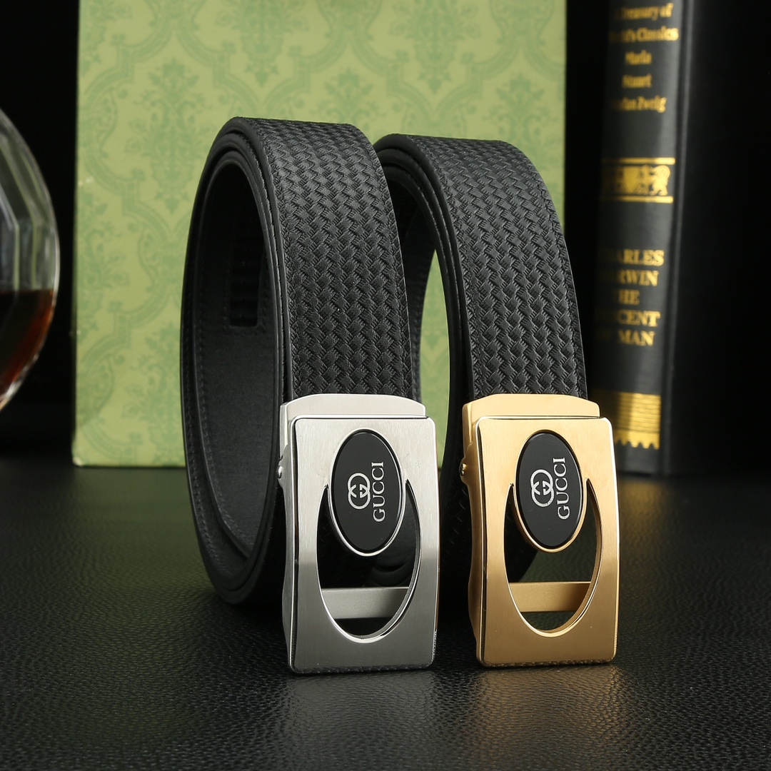 NO:764033,The official website of Gucci's original high-end quality counter simultaneously supports NFC induction width 3.5, exquisite automatic steel buckle, double-sided imported first-layer calf leather from Italy, original pattern texture, clear and realistic, creating a new visual 3D suburban fruit. High-end customers can buy it as a gift for their own use. Length 100 to 125, belt, cowhide19860909古奇原单高端品质专柜官网同步支持NFC感应宽度3.5精美自动钢扣头意大利双面进口头层小牛皮原版花纹纹理消晰真实感超强打造全新的视觉3D郊果高端客户入手送礼自用佳品 长度100一125,皮带,cowhide,Belt
