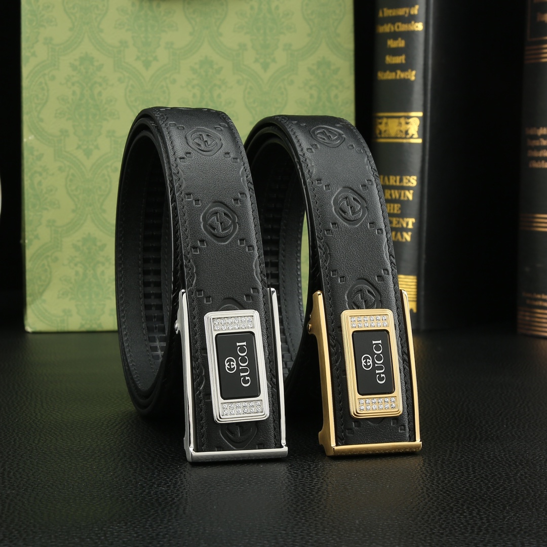NO:764001,The official website of Gucci's original high-end quality counter simultaneously supports NFC sensing width 3.5. Exquisite diamond-encrusted steel buckle. Italian double-sided imported first-layer calfskin. The original pattern texture is clear and realistic, creating a new visual 3D. Suburban high-end customers can buy it as a gift for their own use. Length 100 to 125, belt, cowhide19860909古奇原单高端品质专柜官网同步支持NFC感应宽度3.5精美镶钻钢扣头意大利双面进口头层小牛皮原版花纹纹理消晰真实感超强打造全新的视觉3D郊果高端客户入手送礼自用佳品 长度100一125,皮带,cowhide,Belt