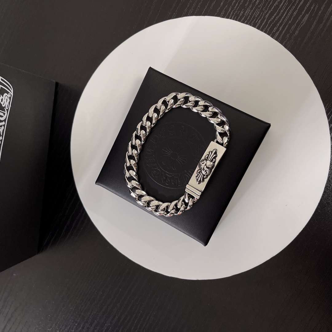 Berluti Haute Couture Haute Joaillerie Fine Jewelry Earrings Necklace 6