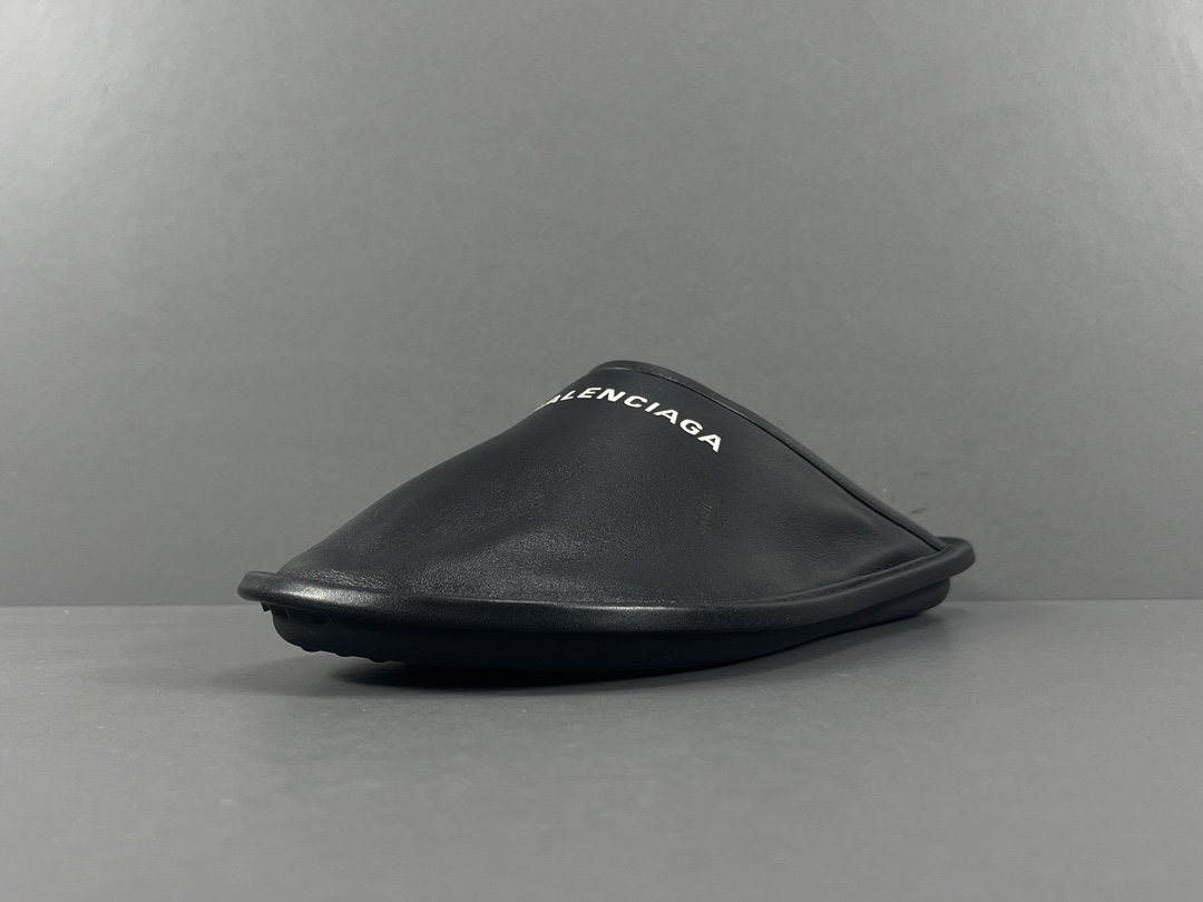 巴黎世家黑色Balenciaga巴黎世家Slippers小牛皮徽标平底时尚拖鞋货号693958WAD4E