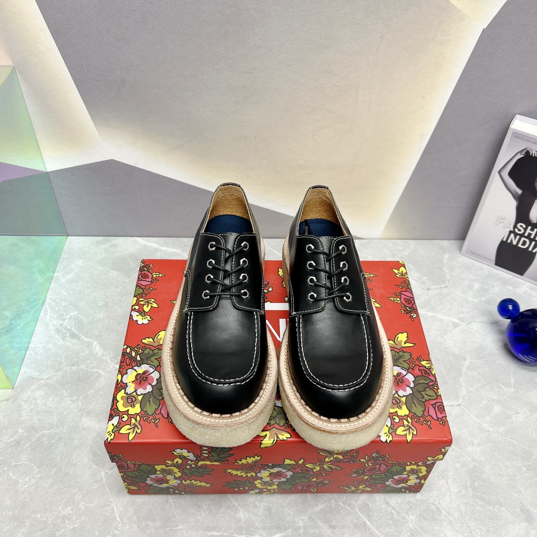 Top Version KENZOYama Geisha Line Shoes: Platinum Base, Dream-Like Design, Narrow Fit