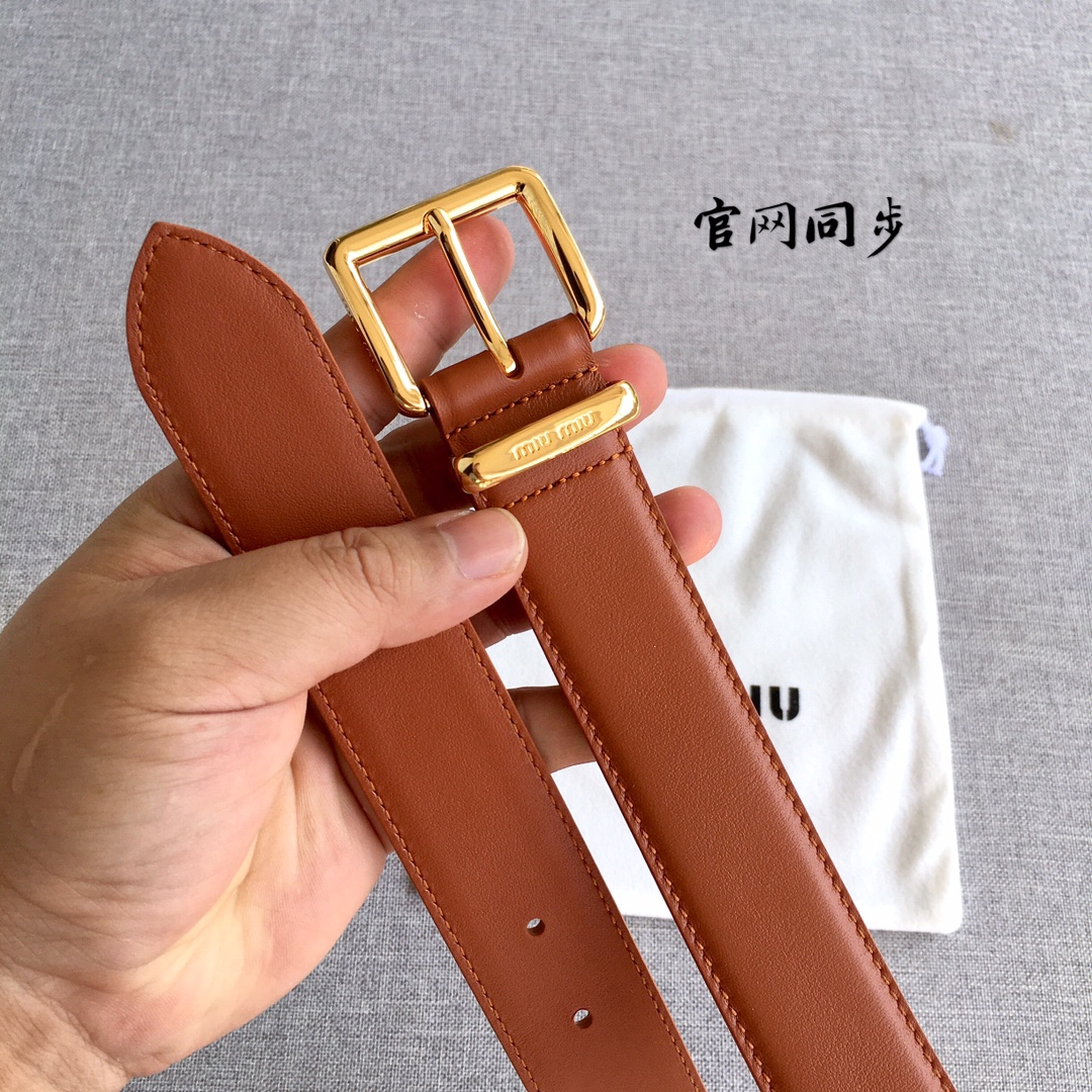 MIUMIU原单专柜在售爆款感谢客户反馈实拍图顶级货3.5CM自己看细节都有货码数齐