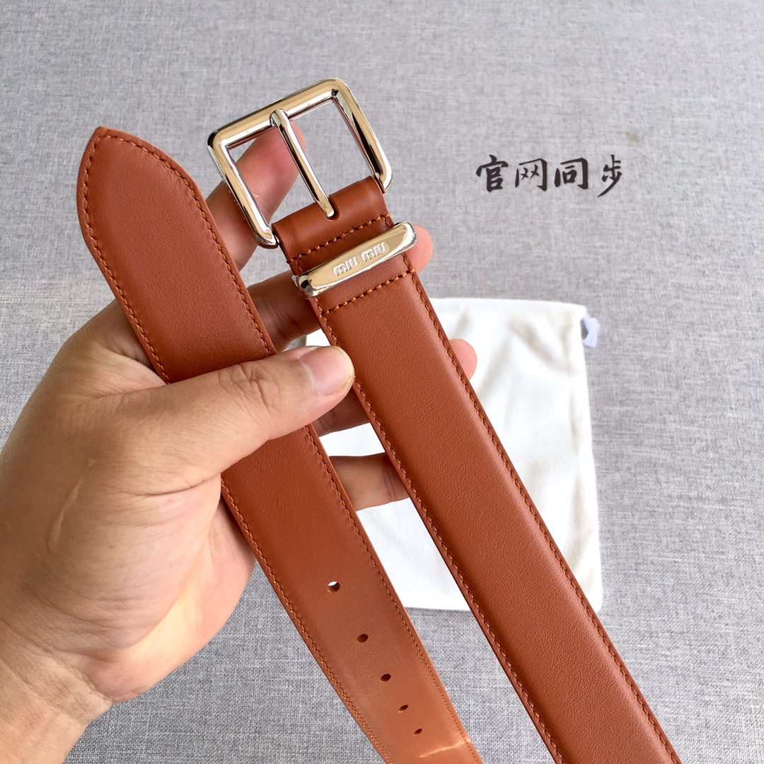 MIUMIU原单专柜在售爆款感谢客户反馈实拍图顶级货3.5CM自己看细节都有货码数齐