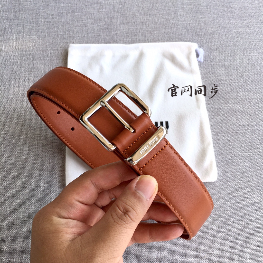 MIUMIU原单专柜在售爆款感谢客户反馈实拍图顶级货3.5CM自己看细节都有货码数齐