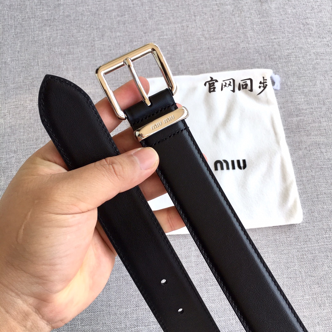 MIUMIU原单专柜在售爆款感谢客户反馈实拍图顶级货3.5CM自己看细节都有货码数齐