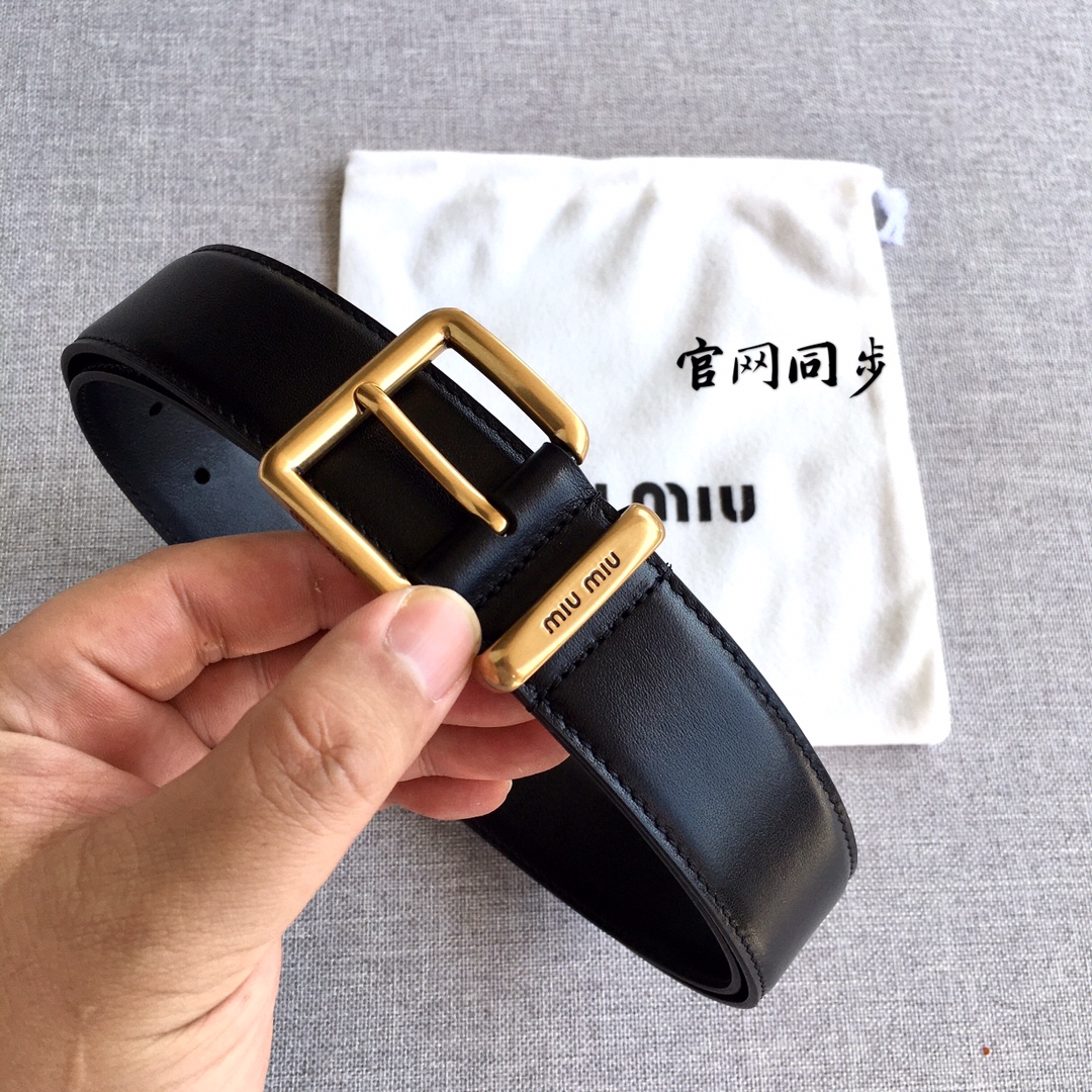 MIUMIU原单专柜在售爆款感谢客户反馈实拍图顶级货3.5CM自己看细节都有货码数齐