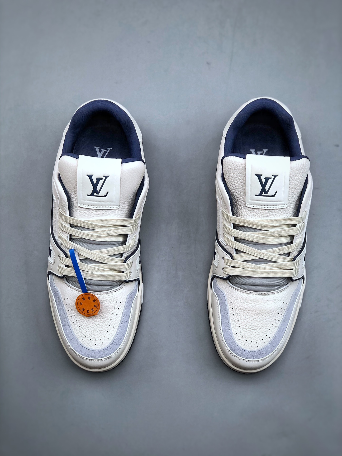 650 LV路易威登Louis Vuitton Trainer Sneaker Low休闲运动文化百搭篮球板鞋 白蓝