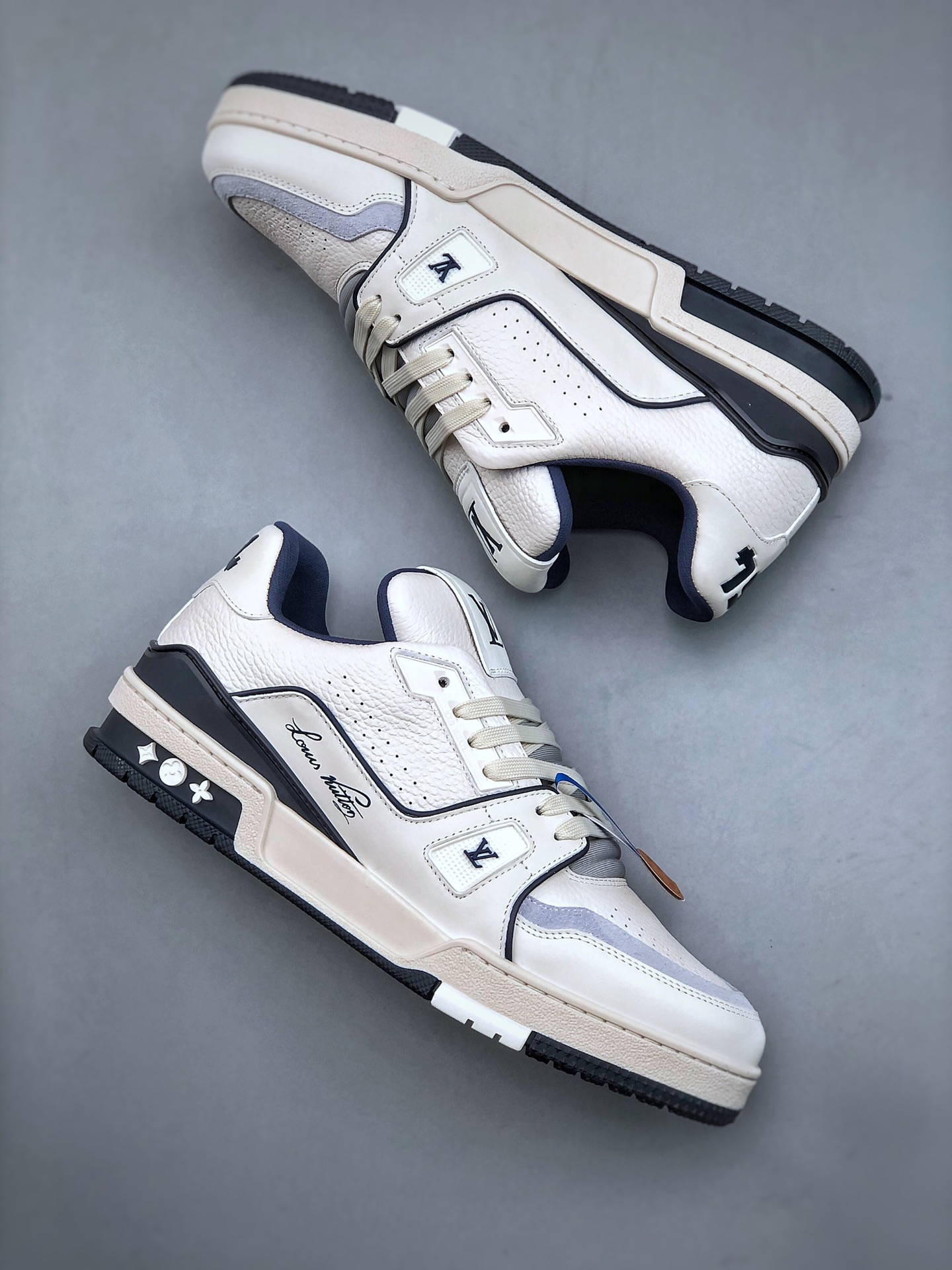 650 LV路易威登Louis Vuitton Trainer Sneaker Low休闲运动文化百搭篮球板鞋 白蓝