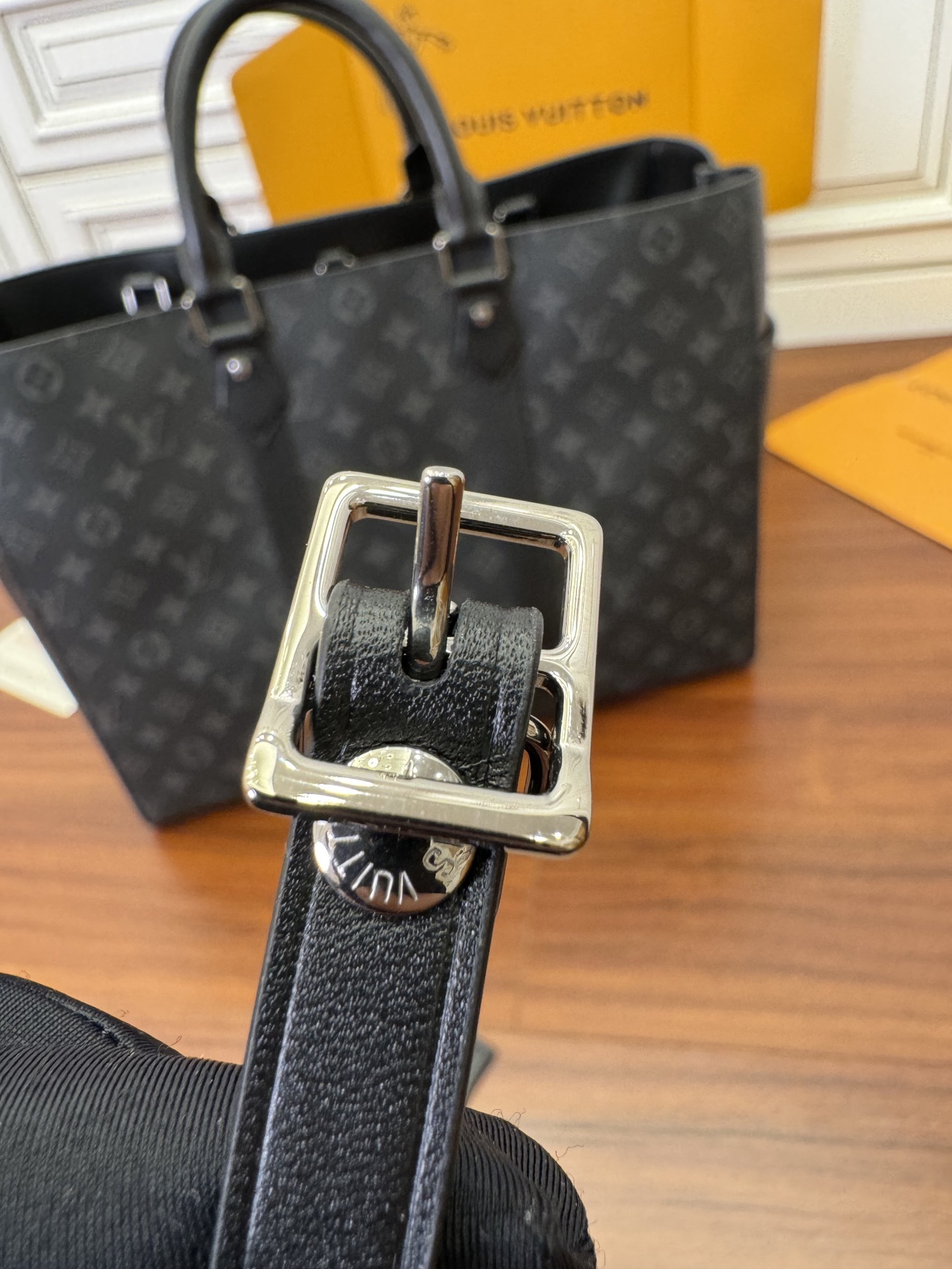 独家首发型号特正版M46451品质全面再次升级专柜同步电子芯片内码新礼盒礼品袋保护纸铜版电子标签合格证皮