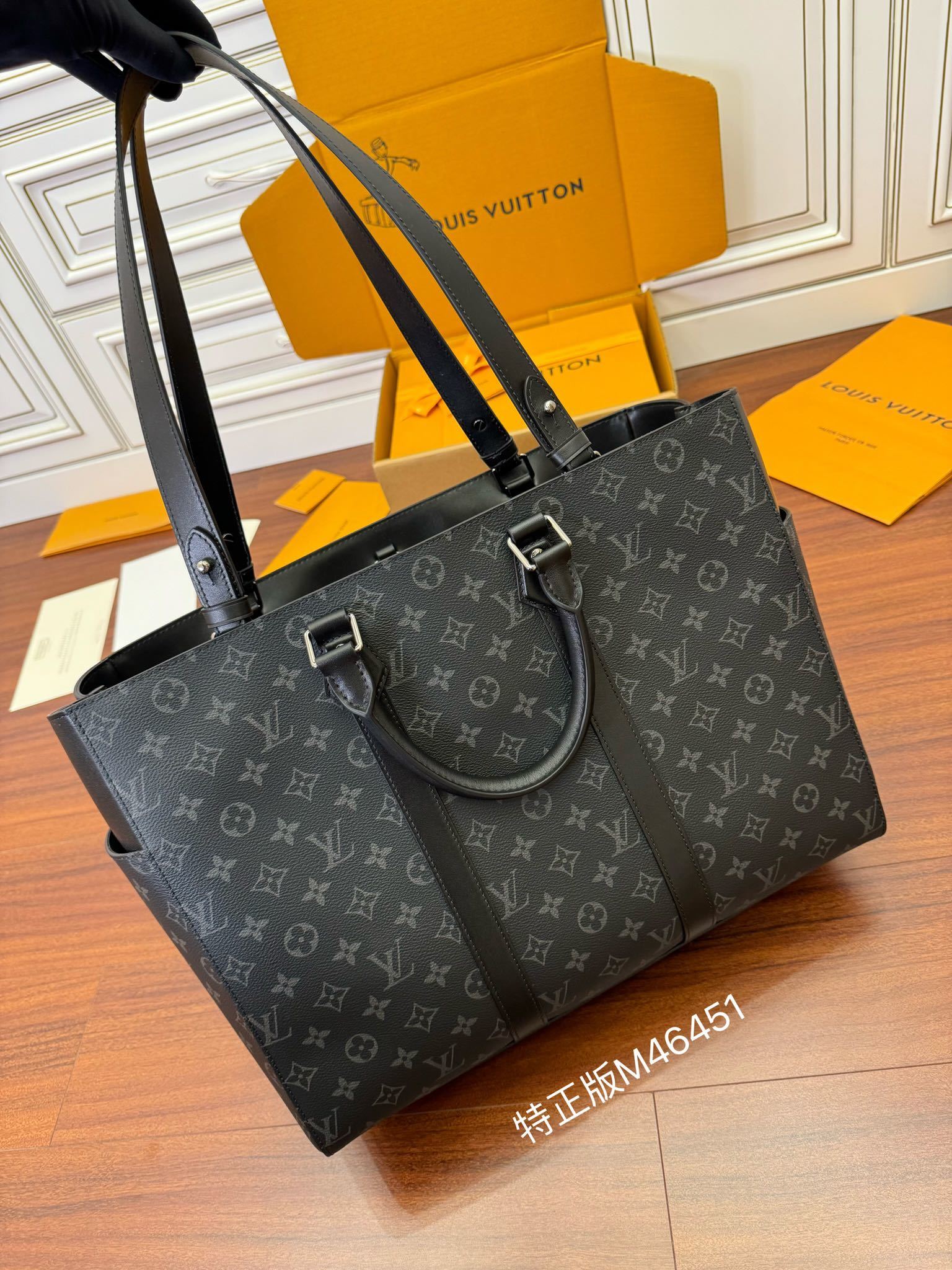 独家首发型号特正版M46451品质全面再次升级专柜同步电子芯片内码新礼盒礼品袋保护纸铜版电子标签合格证皮