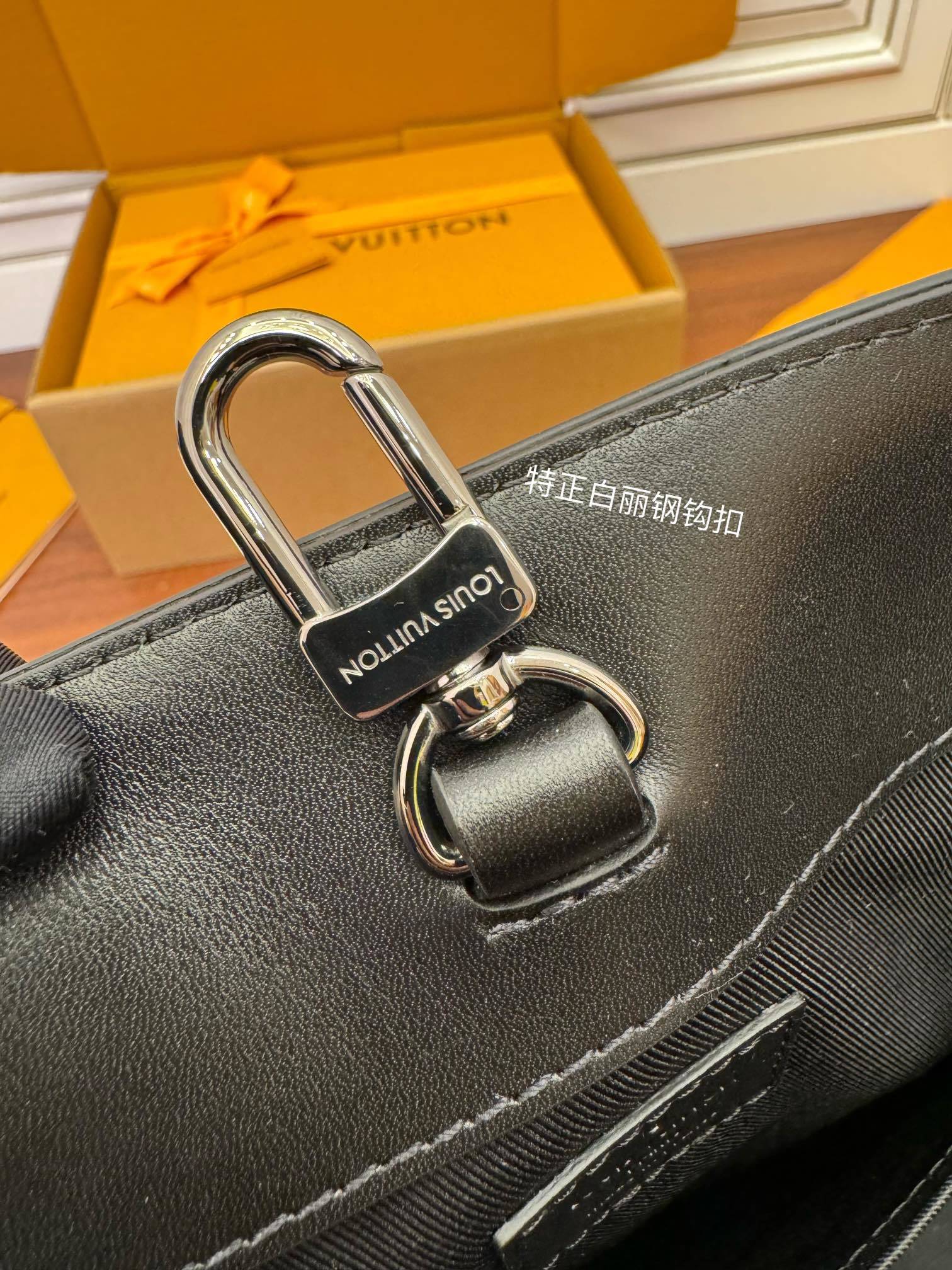 独家首发型号特正版M46451品质全面再次升级专柜同步电子芯片内码新礼盒礼品袋保护纸铜版电子标签合格证皮