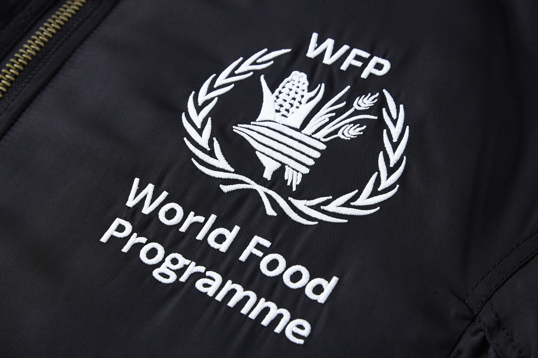 발렌시아가 WFP 봄버 남성 자켓 상세 이미지 4