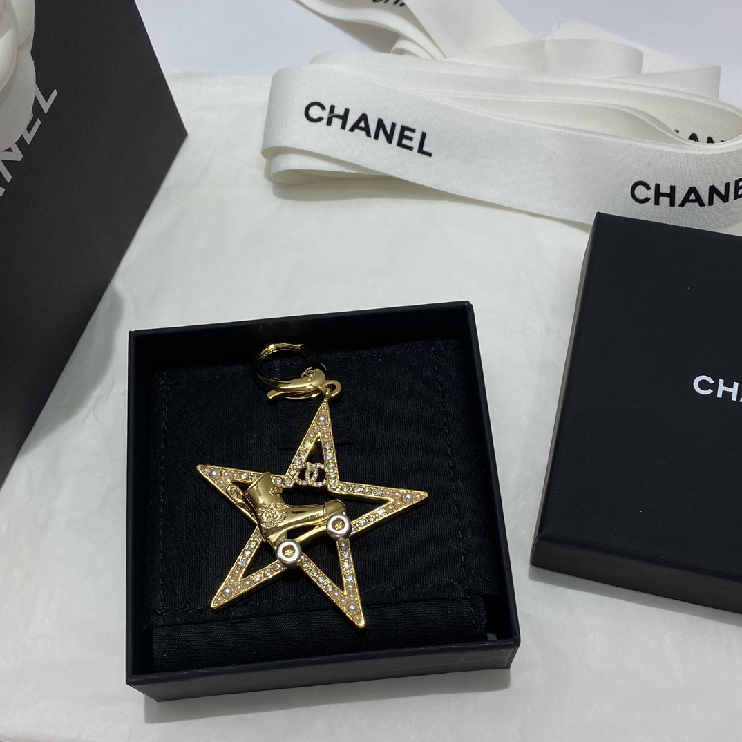 Chanel Jewelry Necklaces & Pendants Vintage