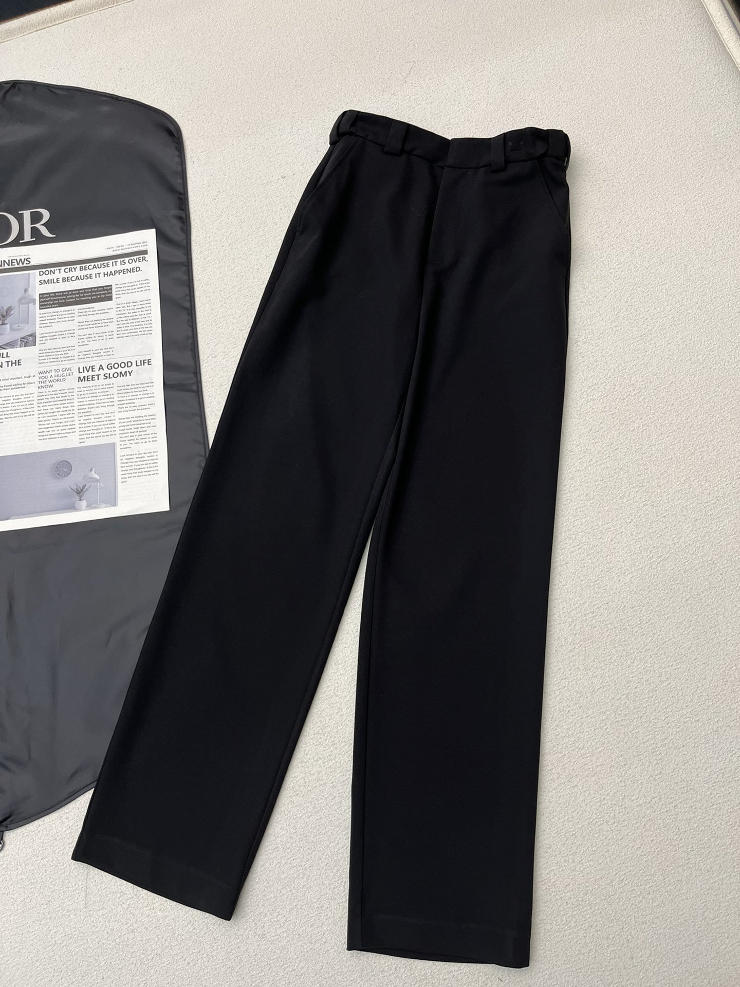 4/爆款现货ALEXAND*2024新款卷边西裤极具设计感的一款百搭休闲裤大长腿收割高定面料垂感度刚好立