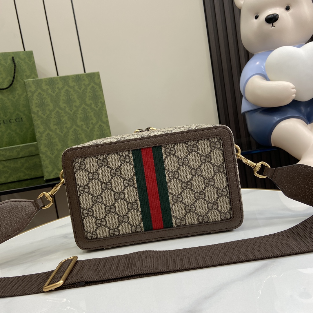 Gucci Ophidia Mini Handbag - Iconic Design, Compact Size, and Timeless Style 3 i1704107475 4962 1
