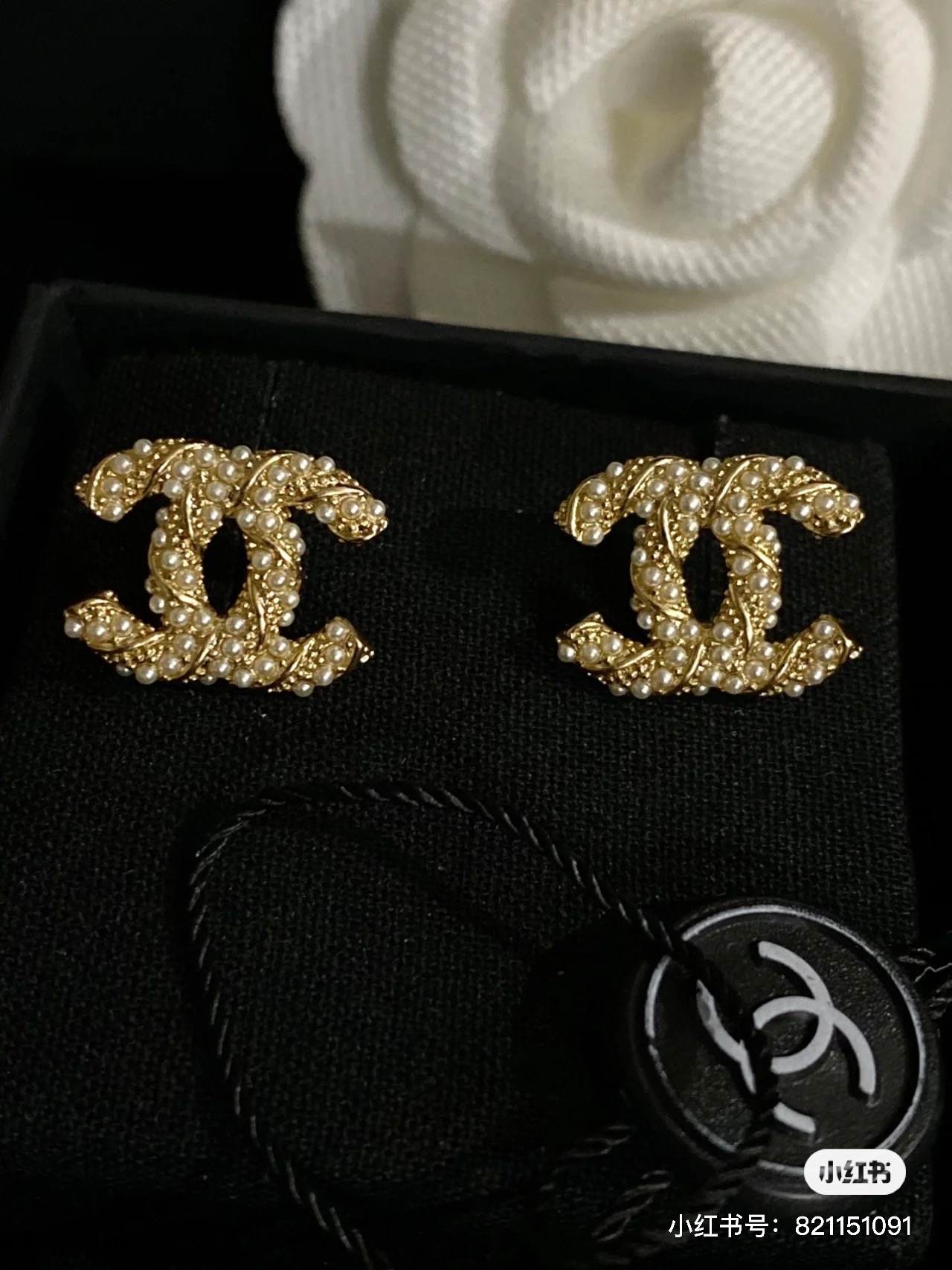 NO:102013,【New Product Shipping】Chanel Pearl Earrings,Chanel Earrings,chanel19860909【新品出货】香奈儿珍珠耳钉,香奈儿耳钉,chanel,Jewelry