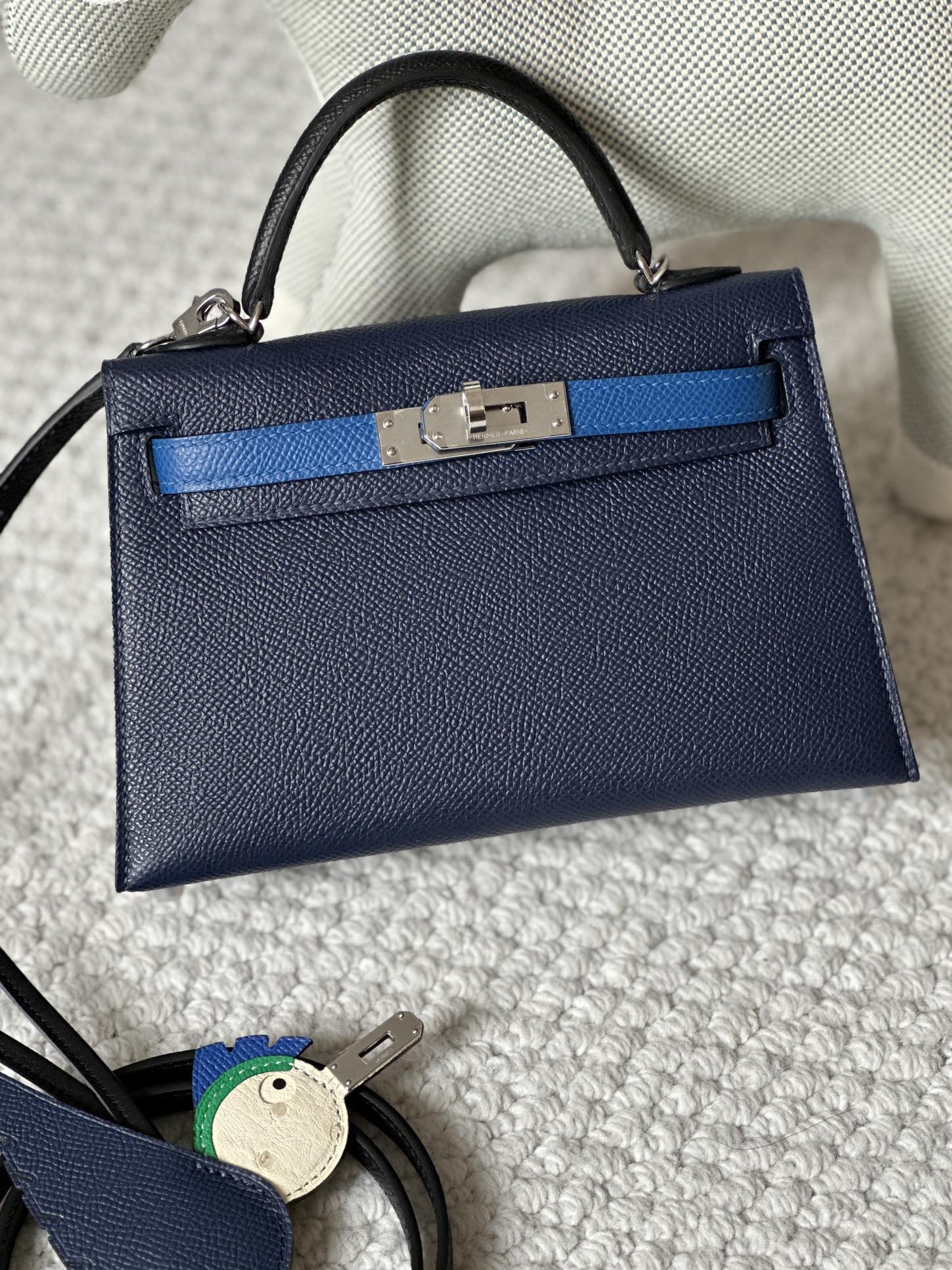 Hermes Kelly Borsette Borse Crossbody & Borse a Tracolla Nero Blu Mini