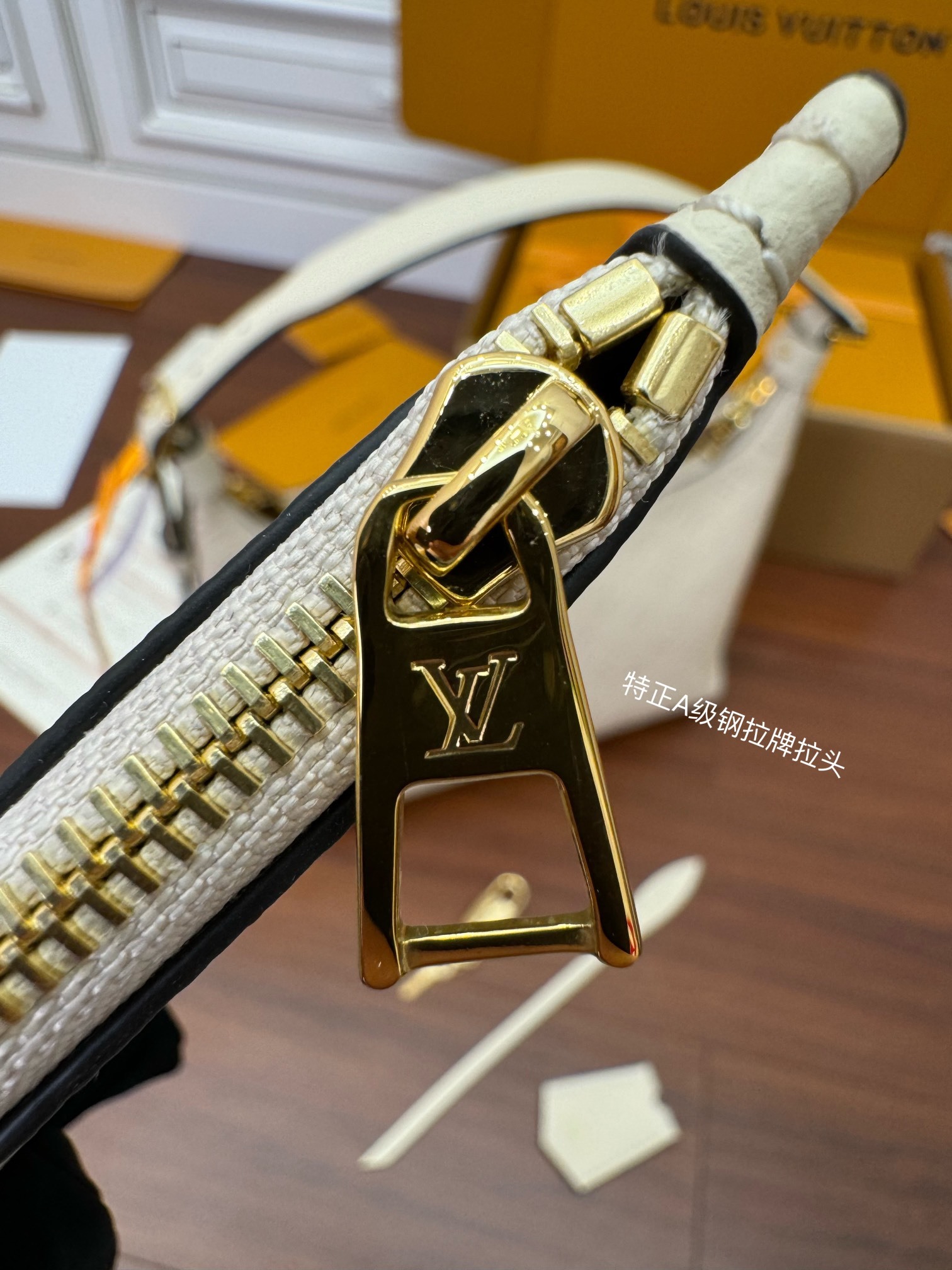 独家首发型号特正版M46609品质全面再次升级专柜同步电子芯片内码新礼盒礼品袋保护纸铜版电子标签合格证皮