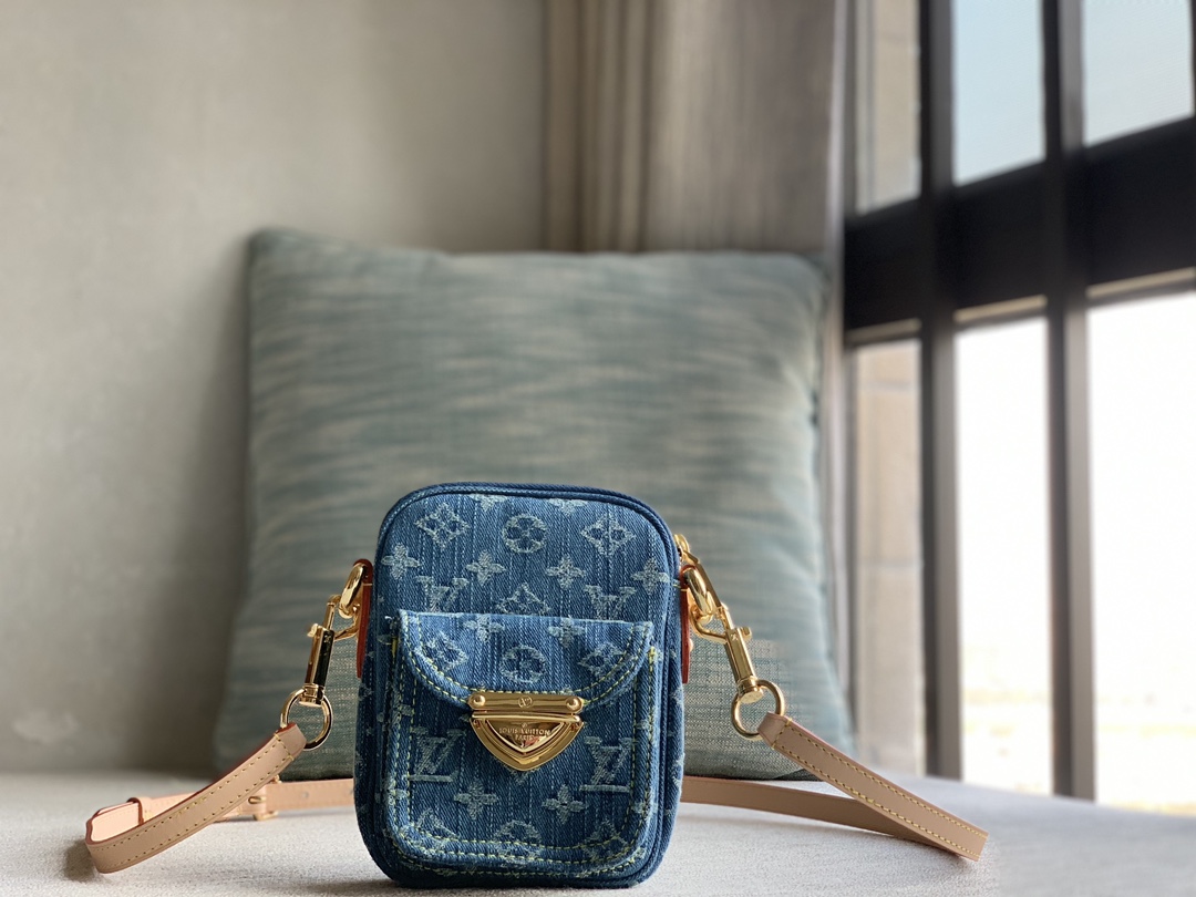 [Fairfax Pochette clutch] M82948 blue (denim denim)
