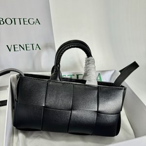 Bottega Veneta Tote Bags Mini