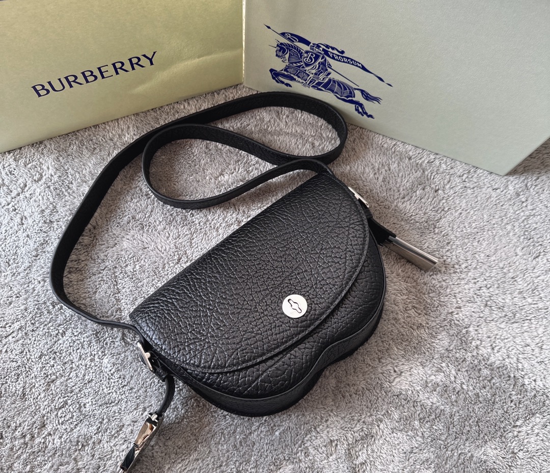 Burberry 799 New model, new and original factory