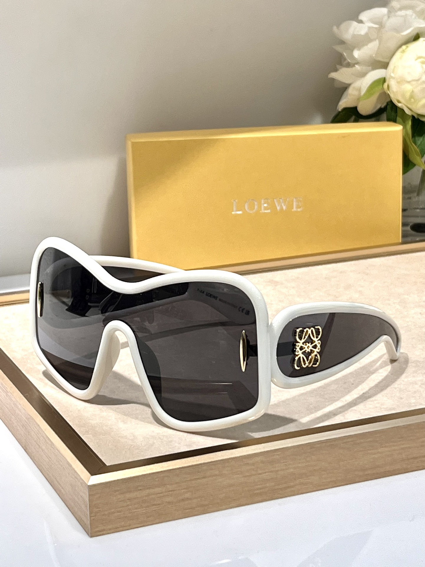 LOEWEMODELLW40121ISIZE140口0-145