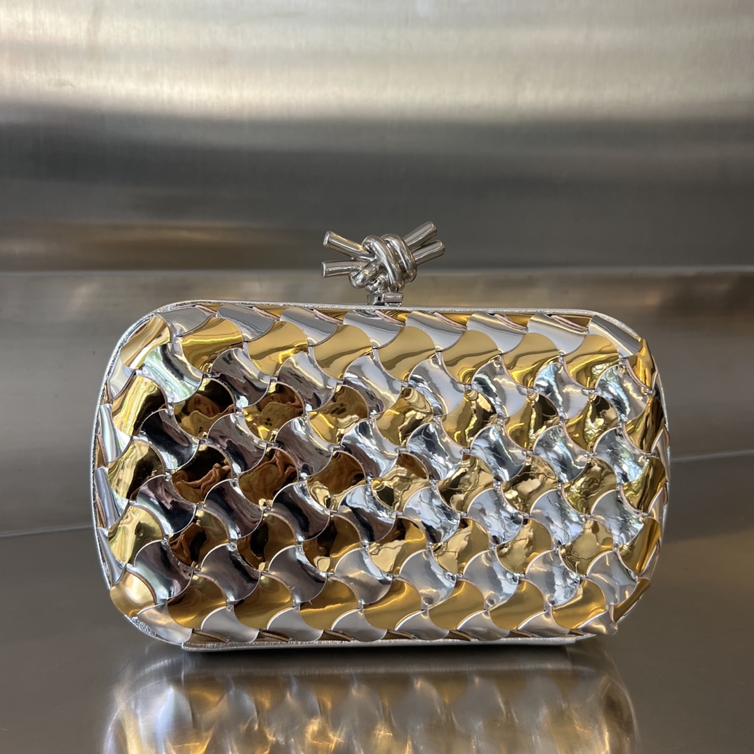 Bottega Veneta Intrecciato Wavy Lambskin Knot Clutch