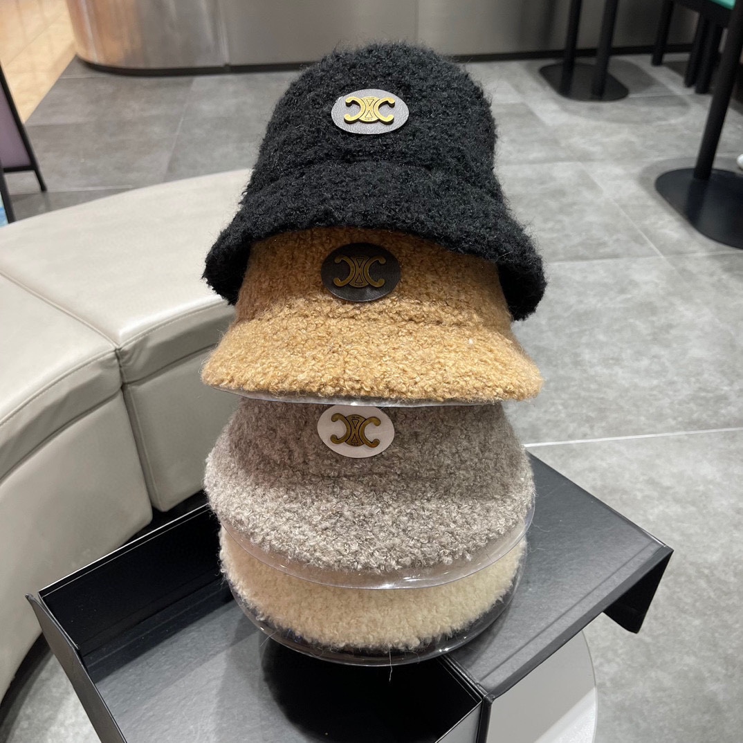 NO:189465,Selin's new lamb-wool small fragrance-flavored hood in autumn and winter, a must-have hat for autumn and winter~ very high-end!  Cool and sweet Jimei quick-press hat fisherman hat baseball hat knit hat, hat, celine, espadrilles, hats19860909赛琳 秋冬新款羊羔毛小香风帽渔夫帽,秋冬必入的一款帽子~非常高级！ 搭配可酷可甜 喜欢戴帽子的集美快冲帽子渔夫帽棒球帽针织帽,帽子,celine,espadrilles,hats,hat