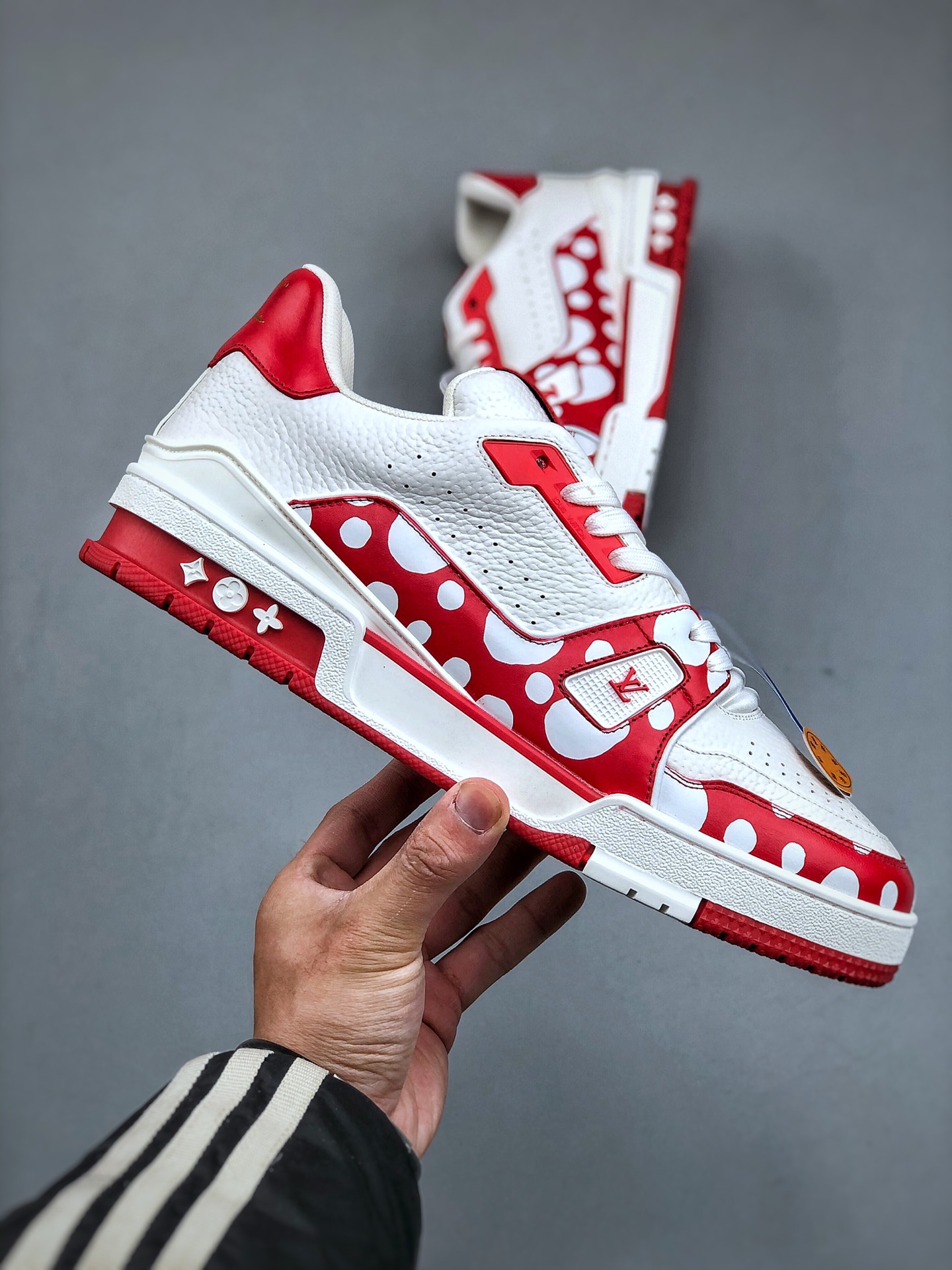 650 Virgil Abloh亲自操刀设计全新LV路易威登Louis Vuitton Trainer Sneaker Low休闲运动文化百搭篮球板鞋