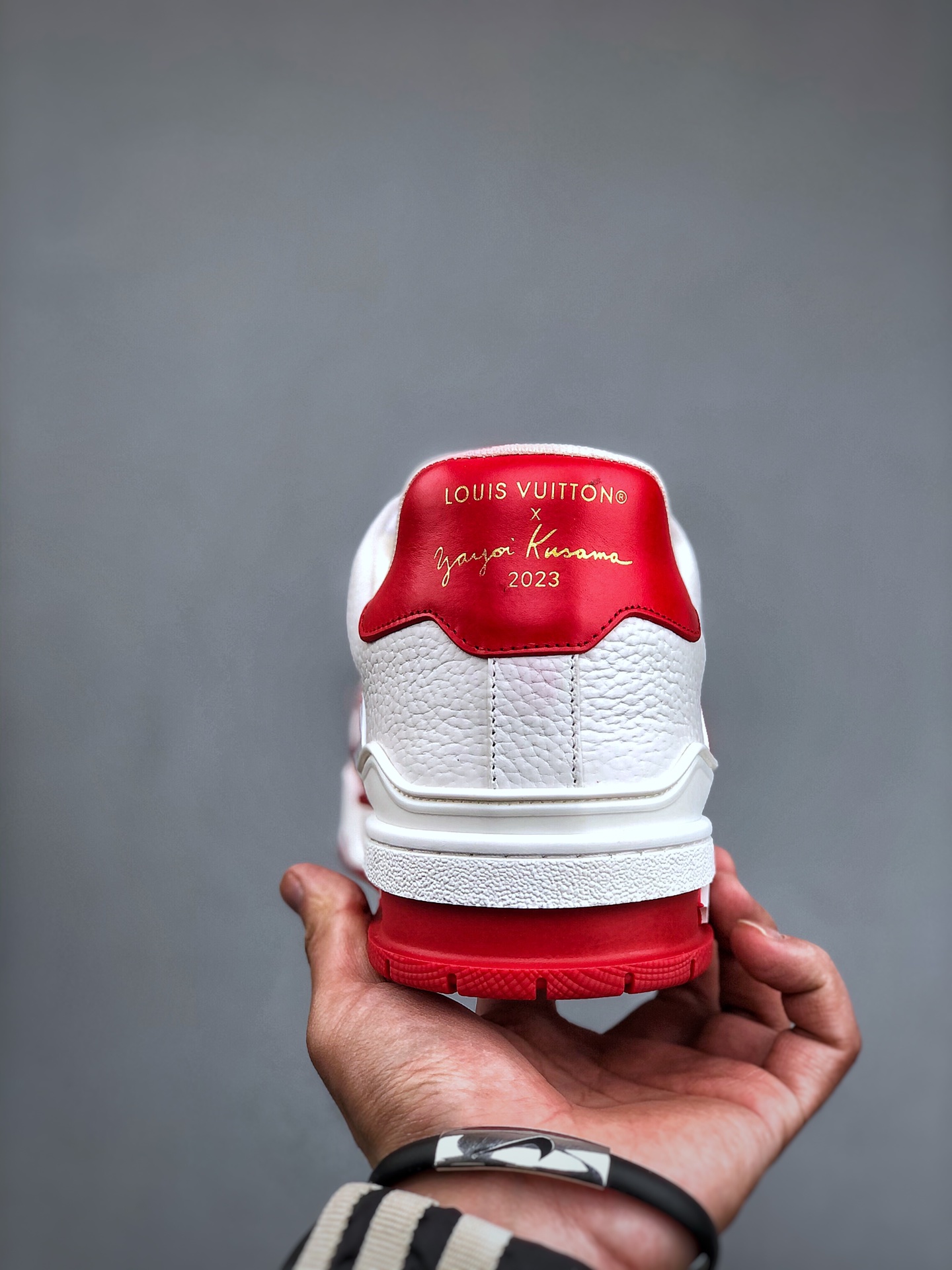 650 Virgil Abloh亲自操刀设计全新LV路易威登Louis Vuitton Trainer Sneaker Low休闲运动文化百搭篮球板鞋