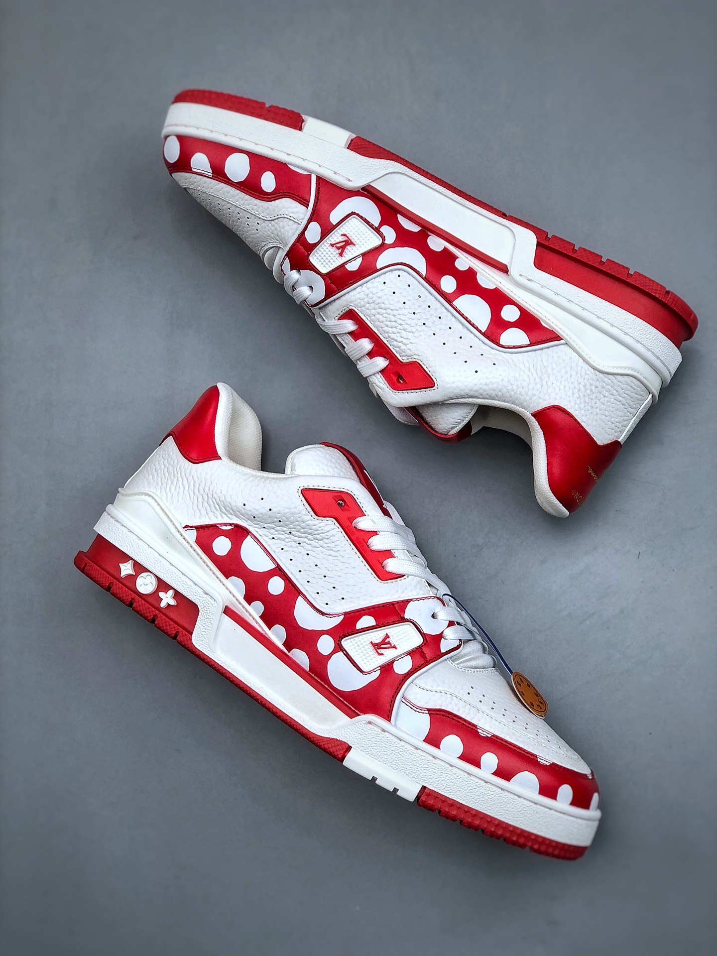 650 Virgil Abloh亲自操刀设计全新LV路易威登Louis Vuitton Trainer Sneaker Low休闲运动文化百搭篮球板鞋