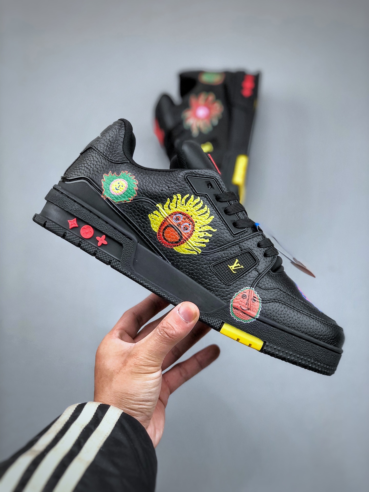 650 Virgil Abloh亲自操刀设计全新LV路易威登Louis Vuitton Trainer Sneaker Low休闲运动文化百搭篮球板鞋