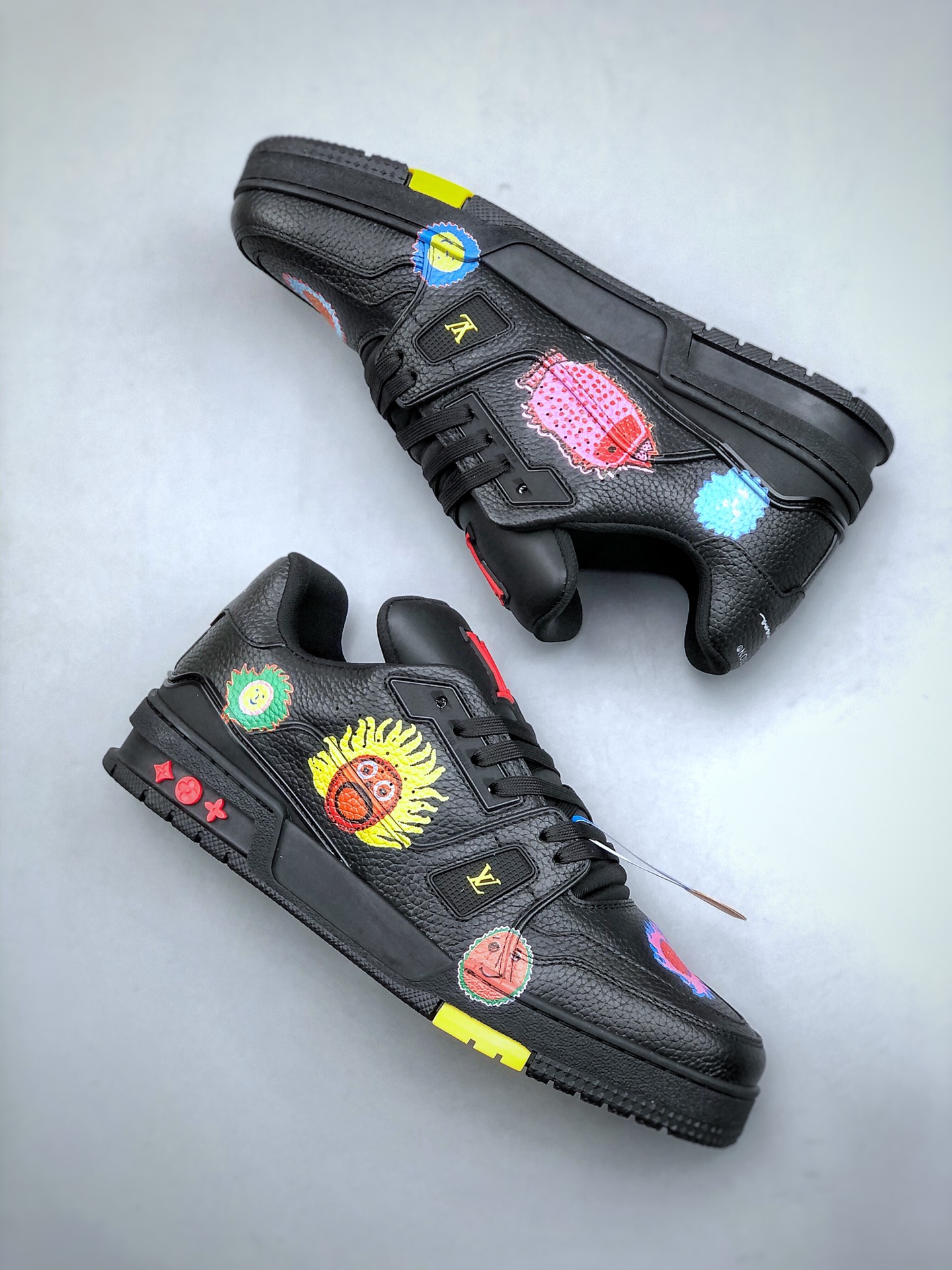 650 Virgil Abloh亲自操刀设计全新LV路易威登Louis Vuitton Trainer Sneaker Low休闲运动文化百搭篮球板鞋