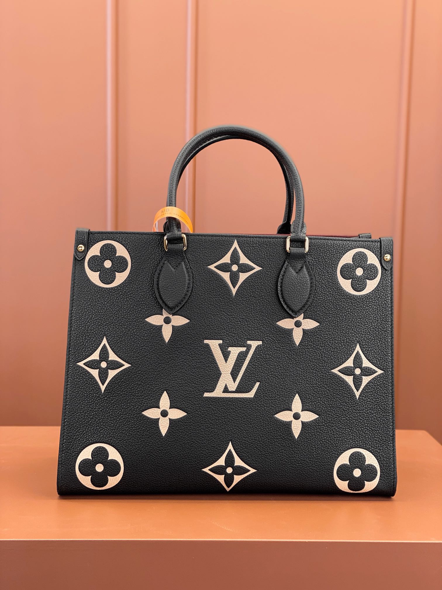 特级MB芯片版原厂皮ONTHEGO中号手袋型号M45495黑色材料A级全钢五金进口原厂面料包装全套原厂免