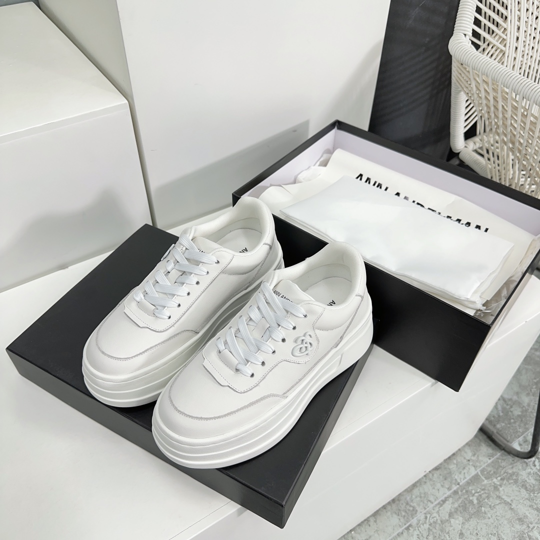 “Zenium Shoes: High-Quality, Abstract Design for 24th Spring/Summer Collection” - 图片 8