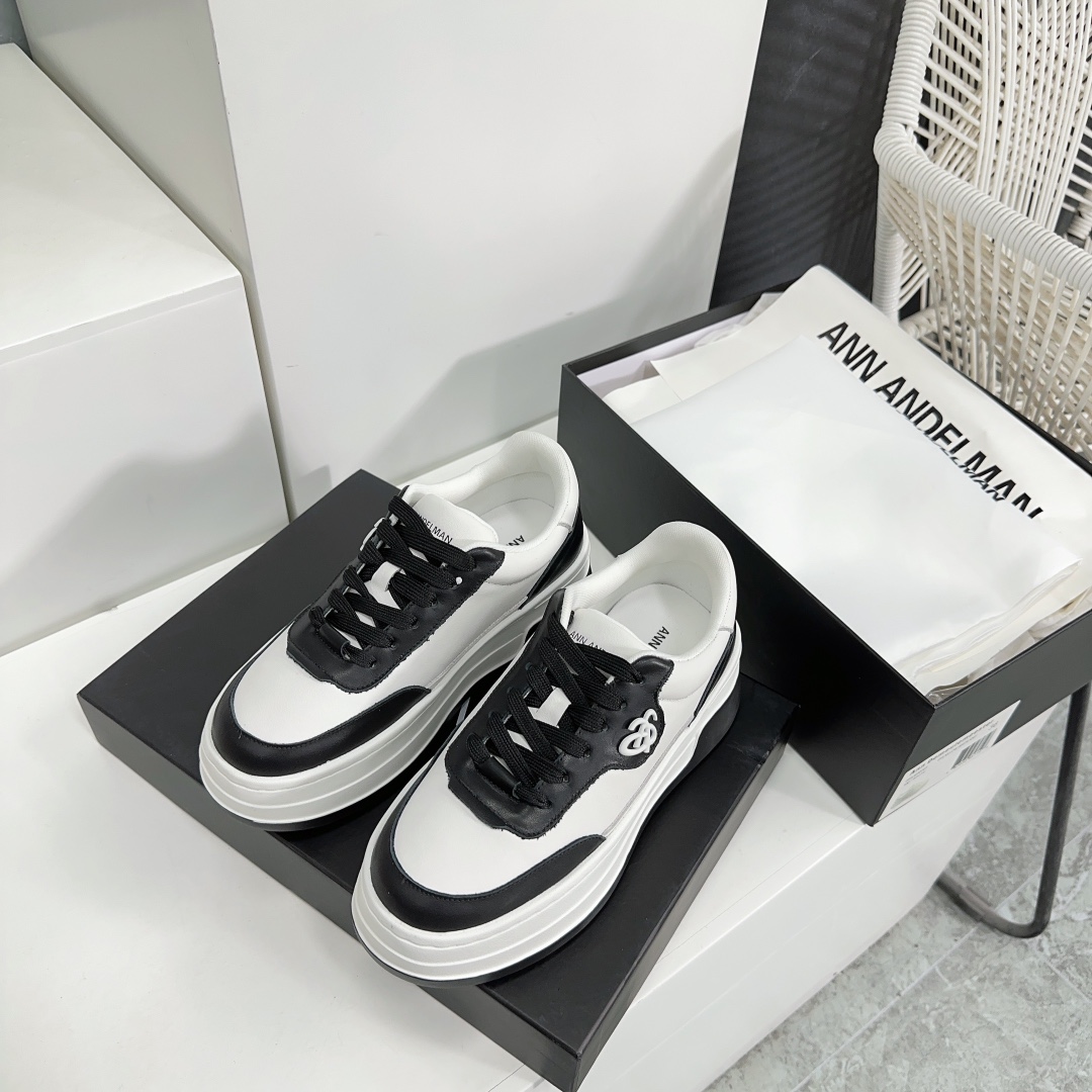 “Zenium Shoes: High-Quality 6cm Heels in Panda Color, Abstract Design for Fashionistas” - 图片 3