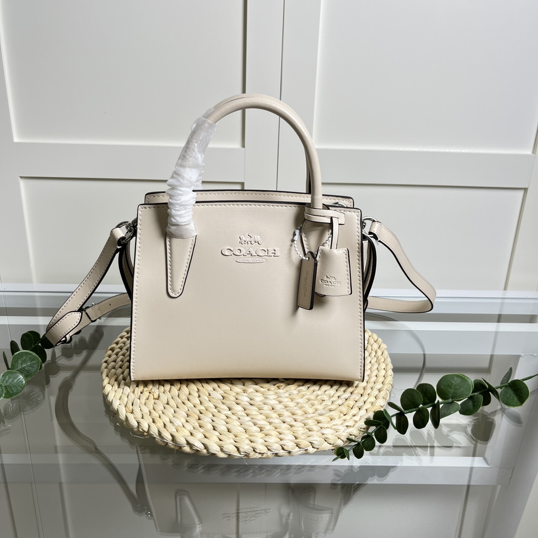 Dior Lady mirror quality
 Handbags Crossbody & Shoulder Bags